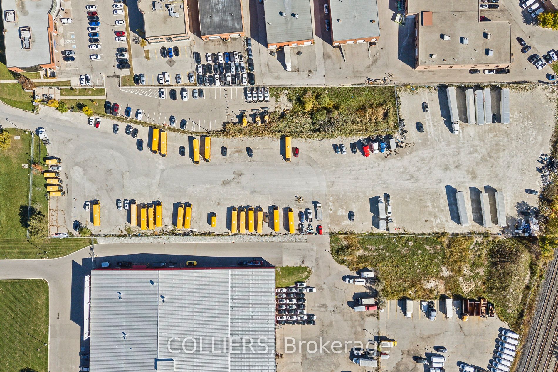 1000 Central Parkway W