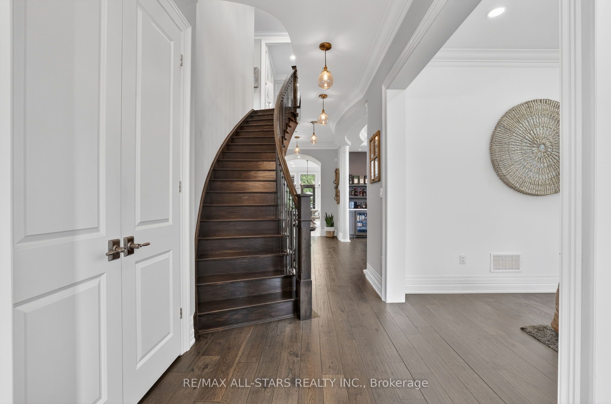 10 Forest Grove Court