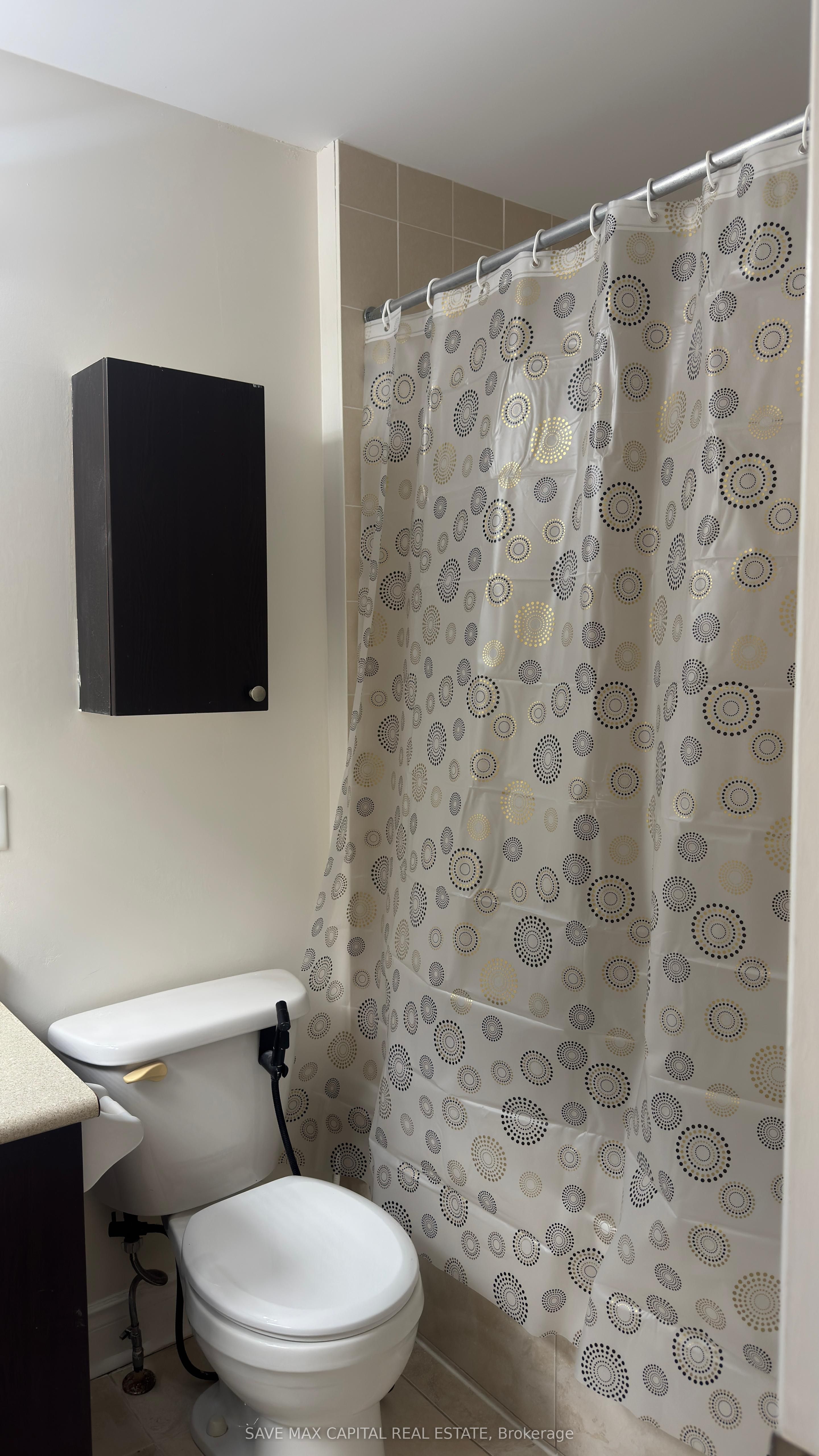 530 Kingston Road 19