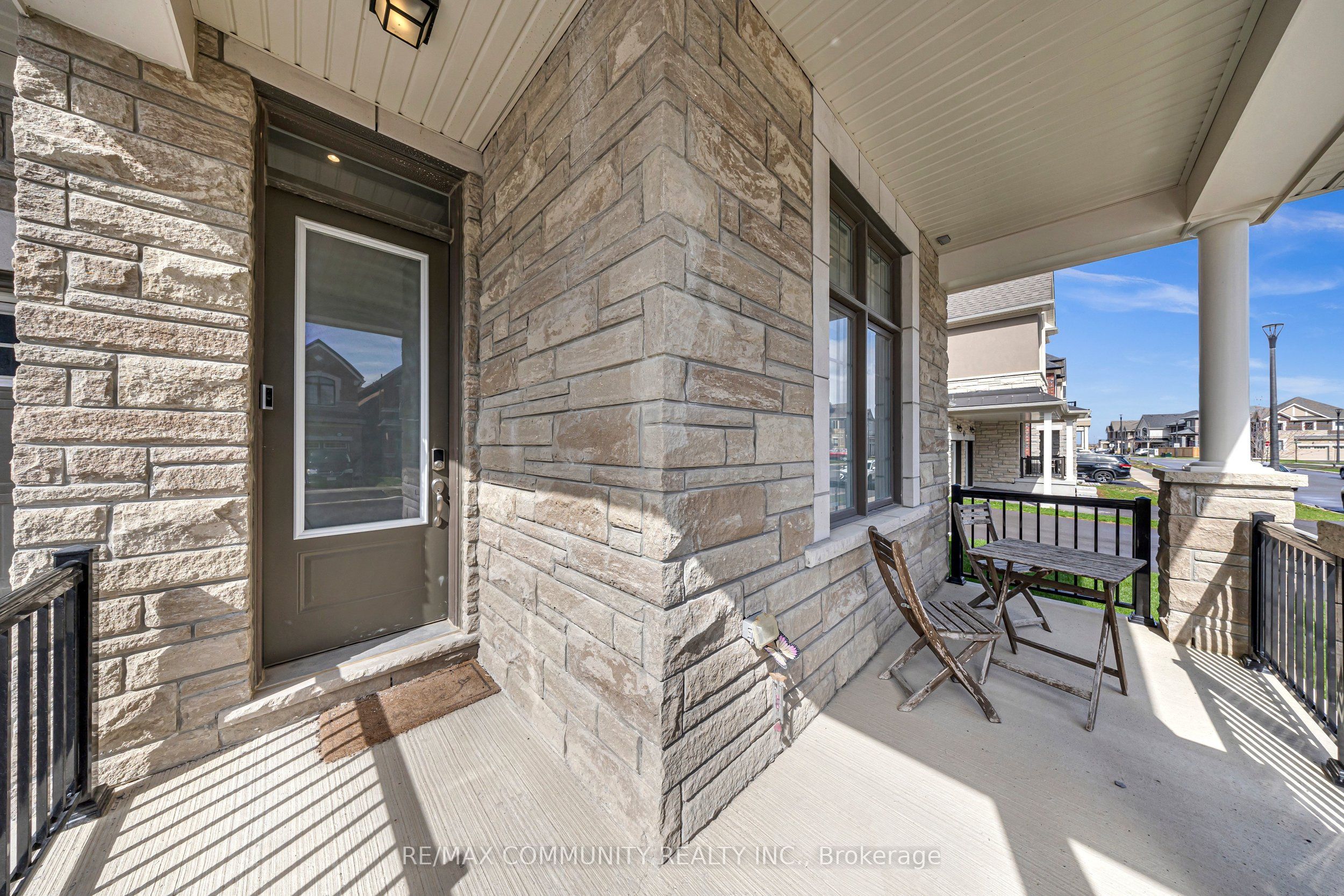 1567 Scarlett Trail E
