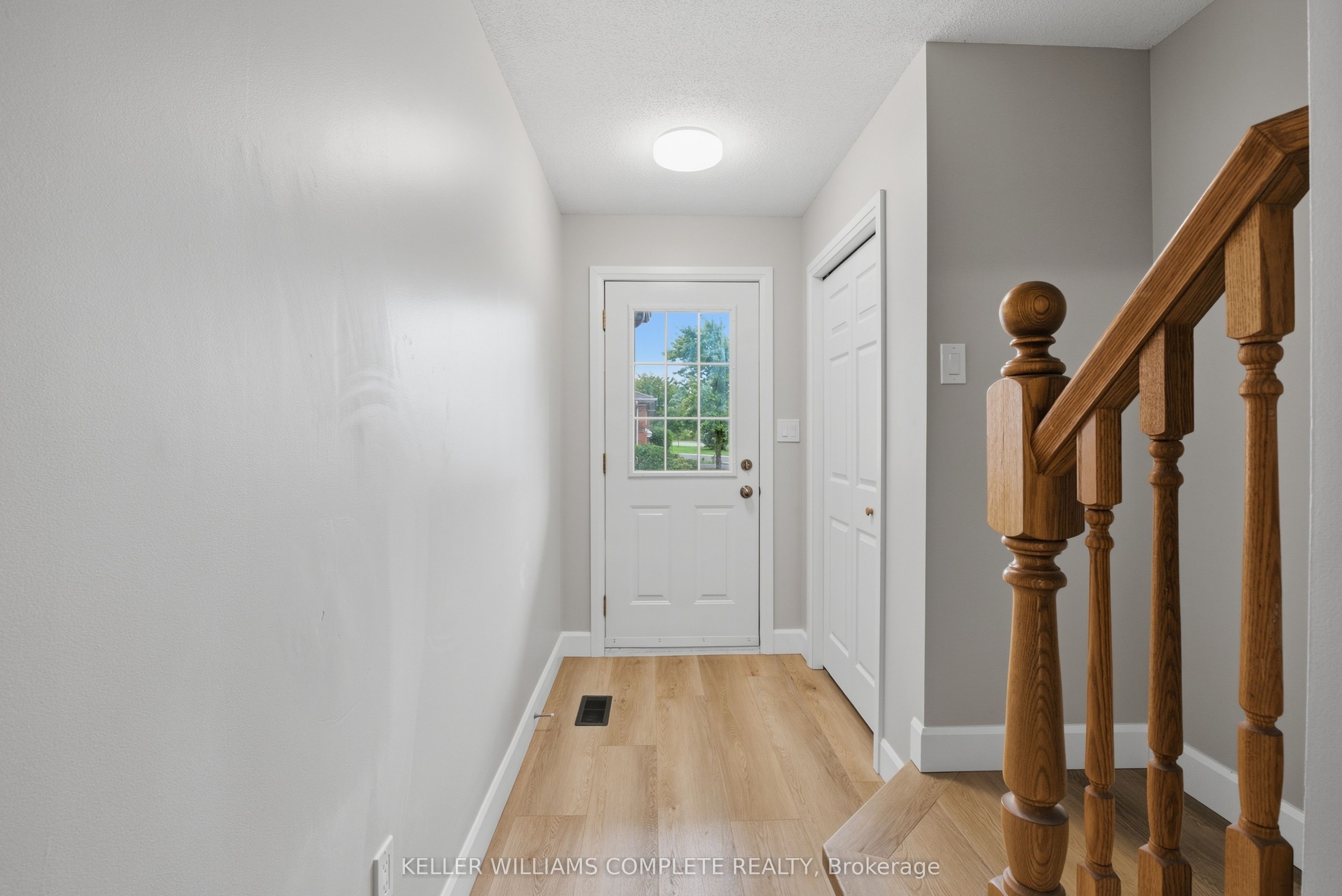 30 IMPERIAL Road S 3