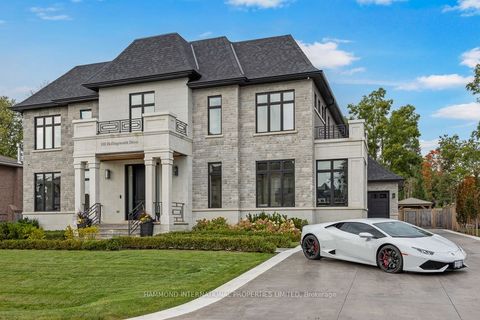 108 Hollingsworth Drive King ON L7B 1G4