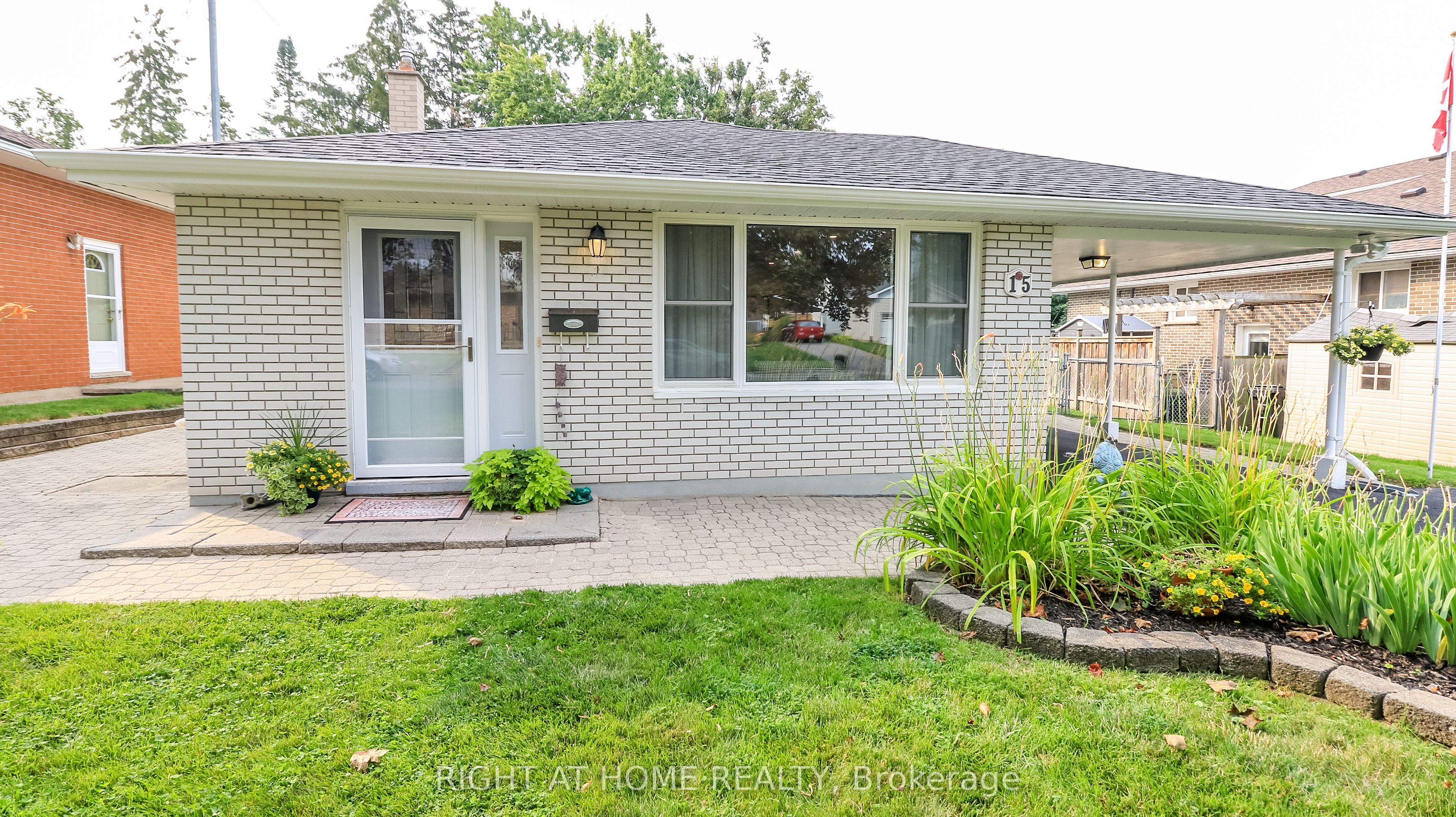 15 Highview Road