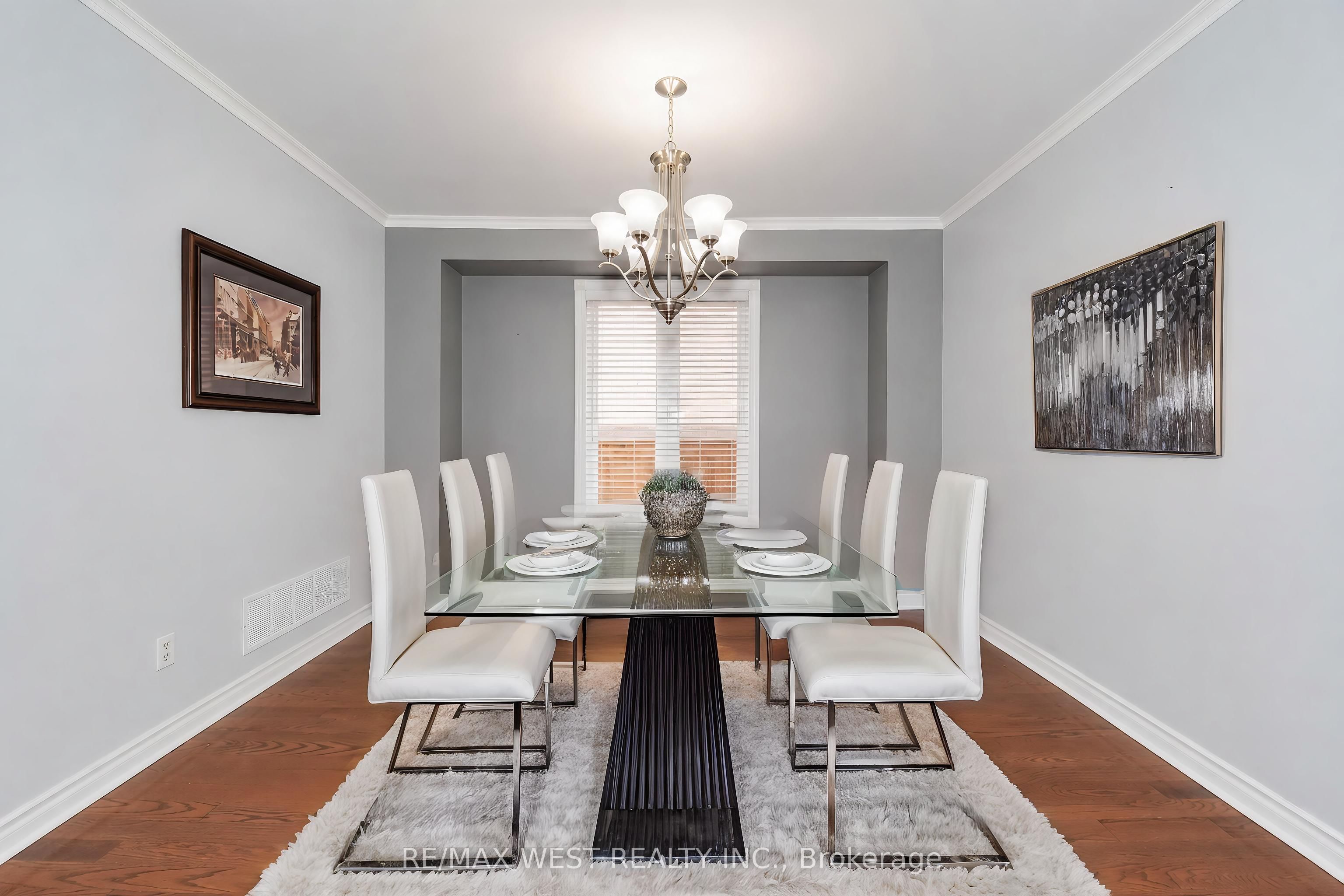 24 Royal Valley Drive