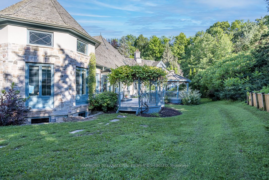 76 Quail Run Boulevard