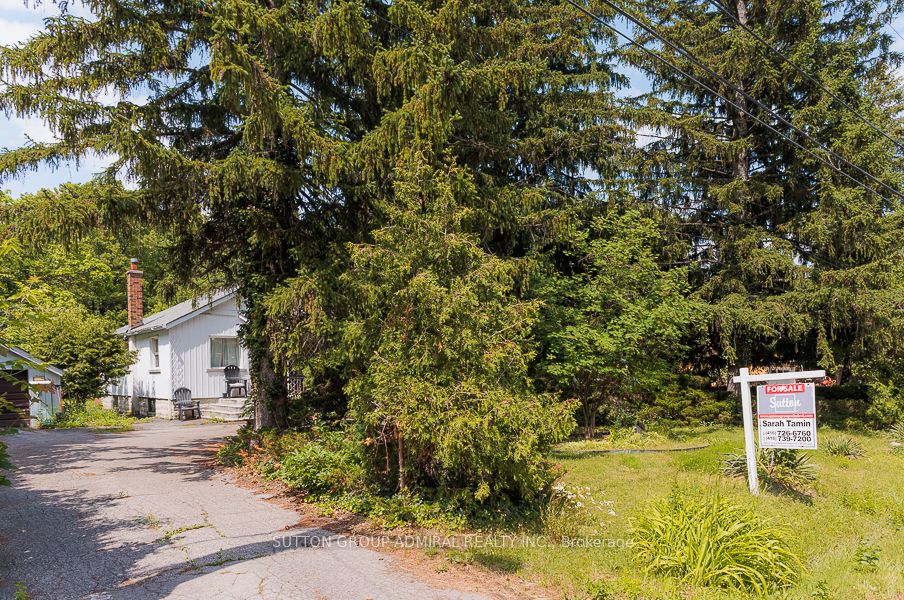 60 Arnold Avenue