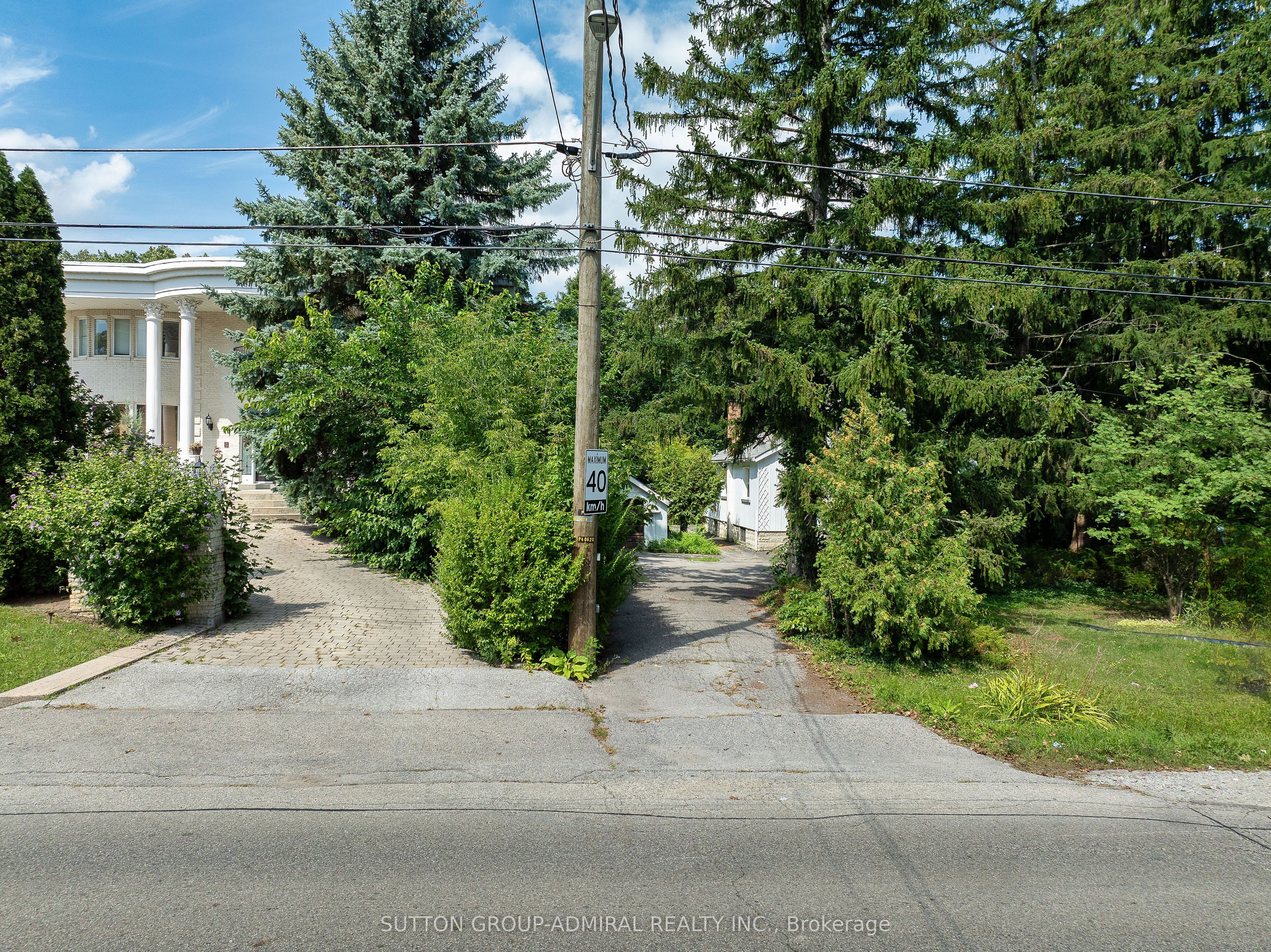 60 Arnold Avenue