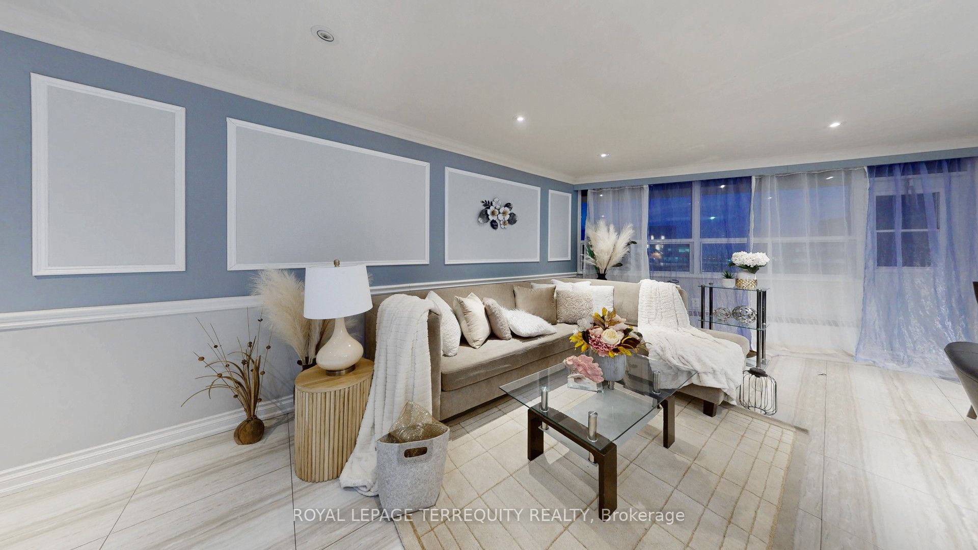 451 The West Mall N/A 1616