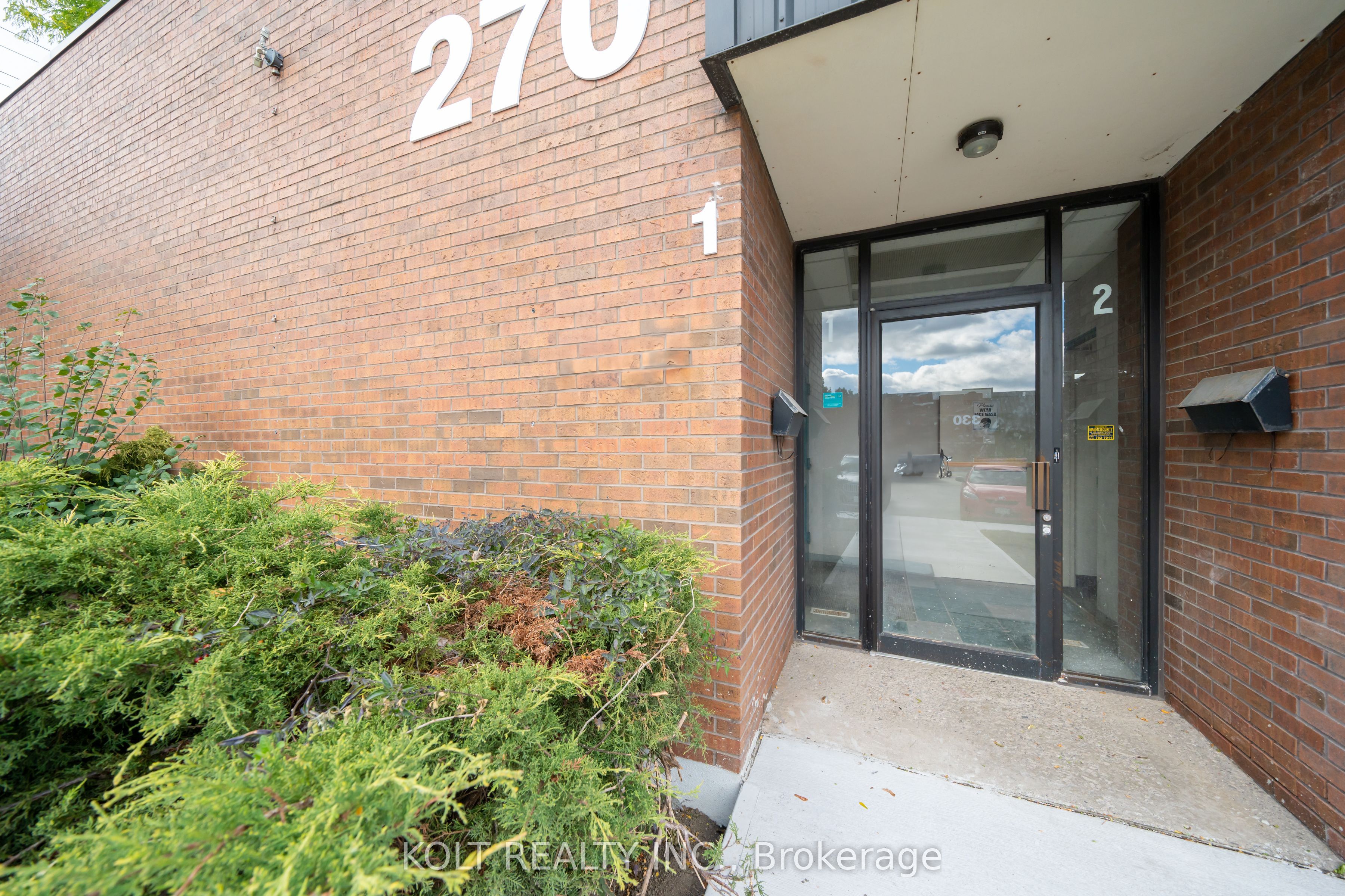 270 Esna Park Drive 1