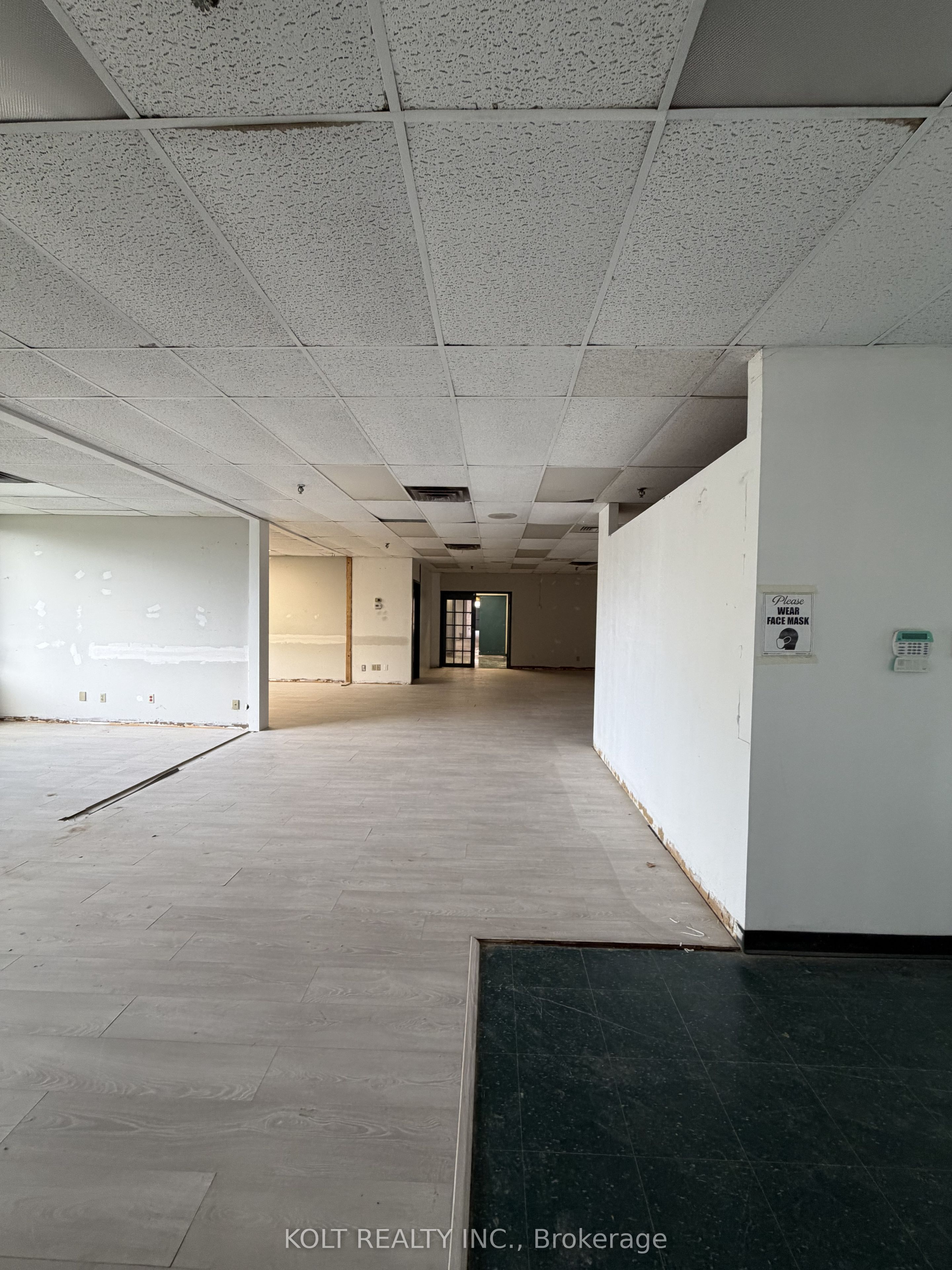 270 Esna Park Drive 1