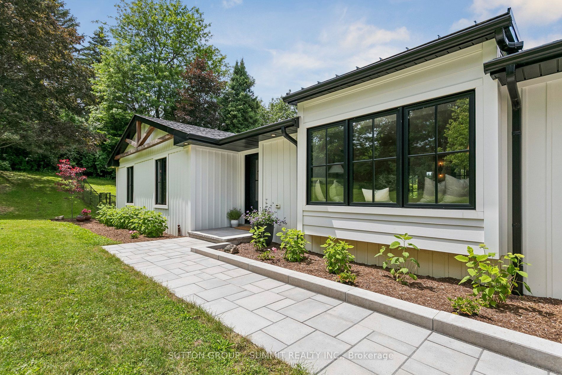 1315 Britannia Road