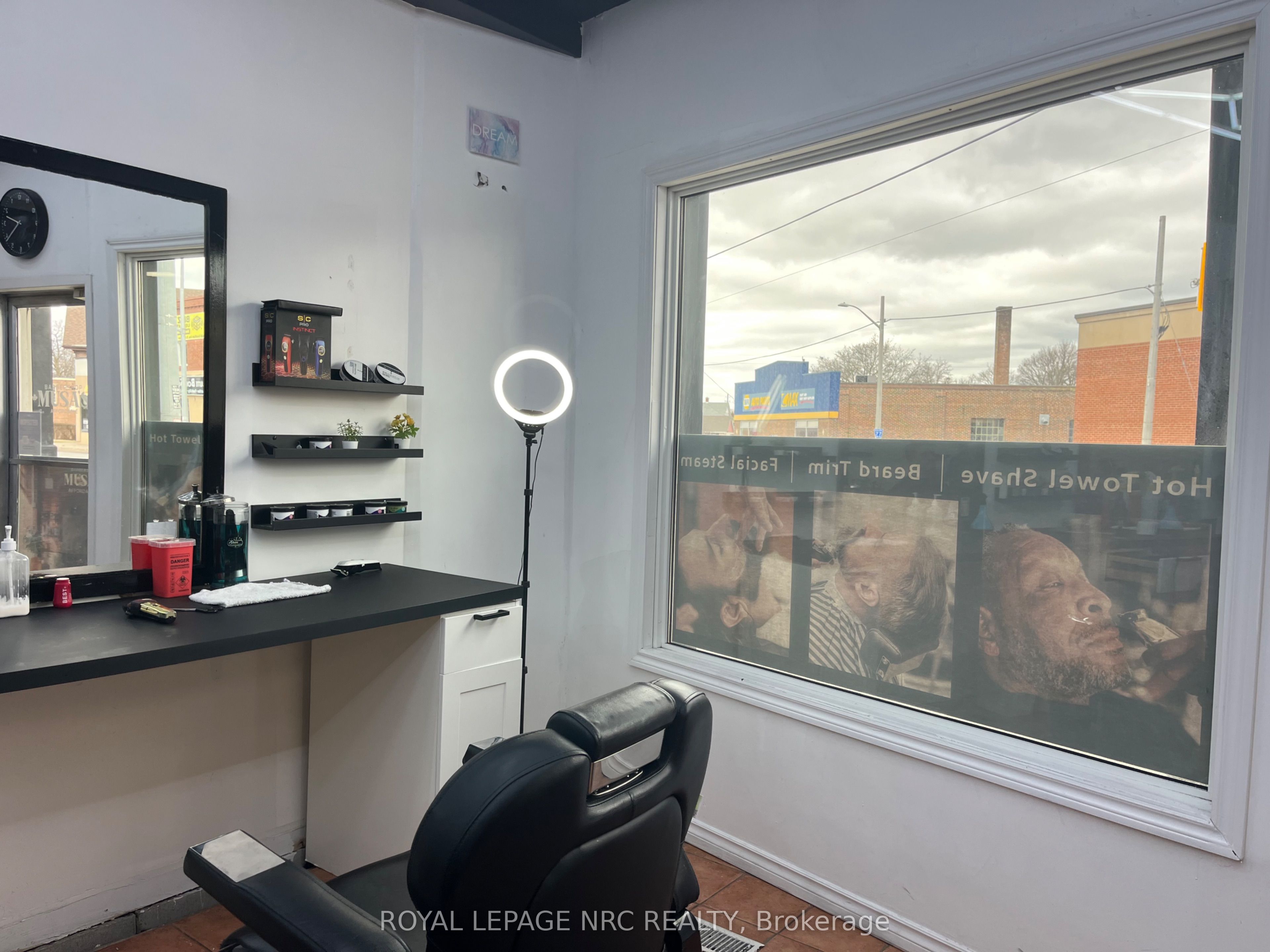 90 Niagara Street Unit# B