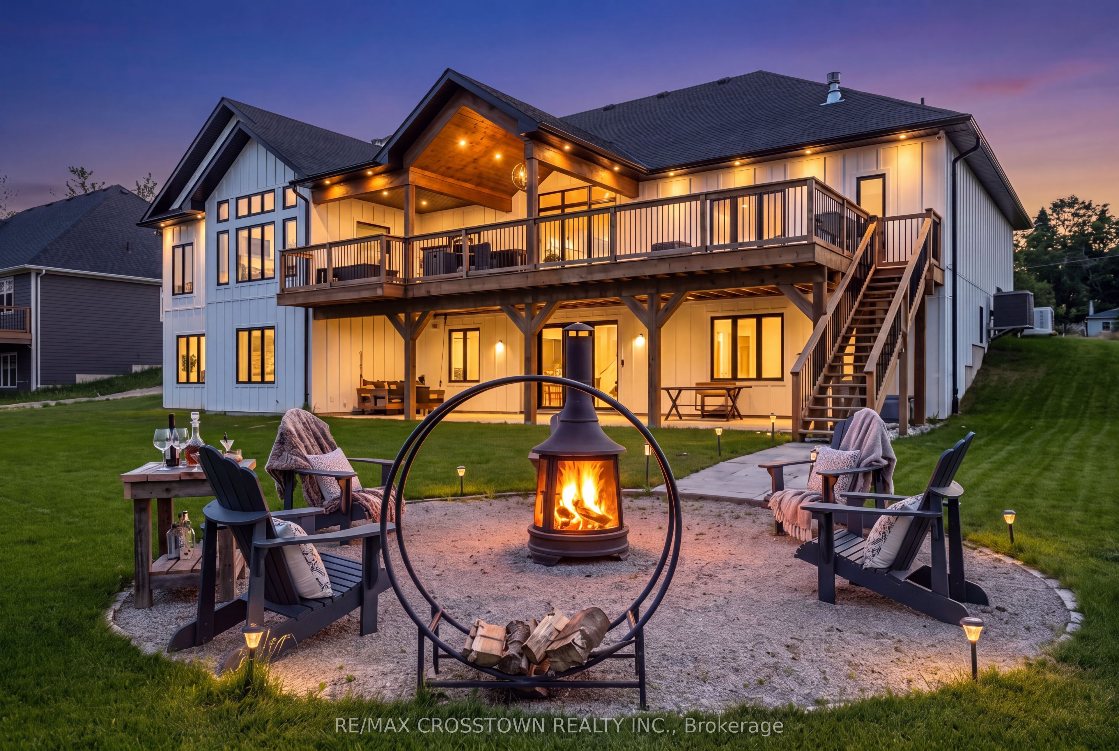 75 Moonstone Road E