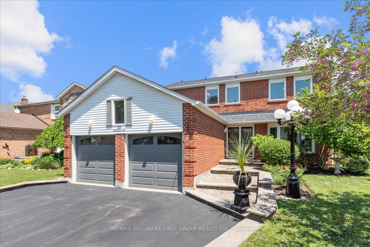 35 Rotherglen Road S
