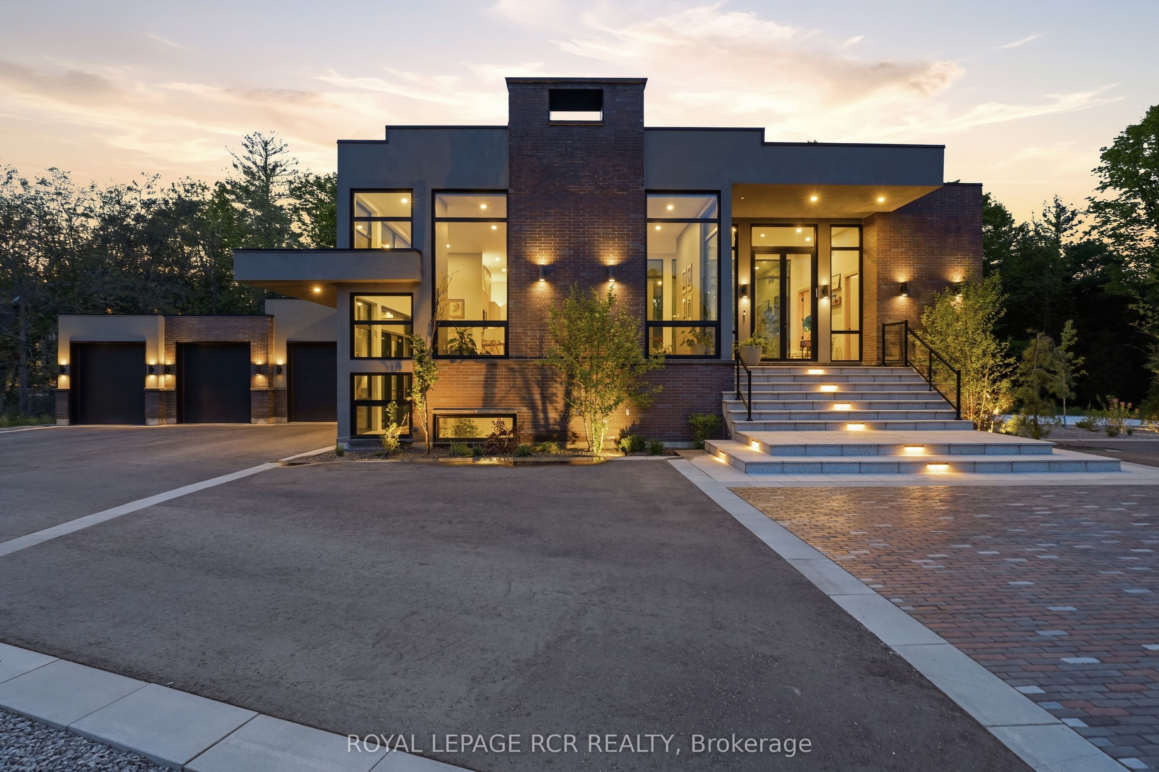3404 Vivian Road