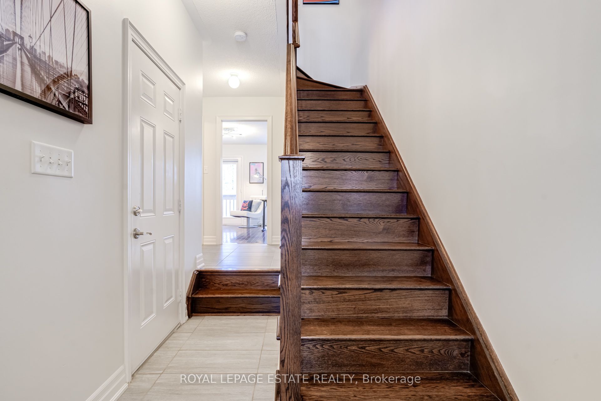 1129 Haig Boulevard 3