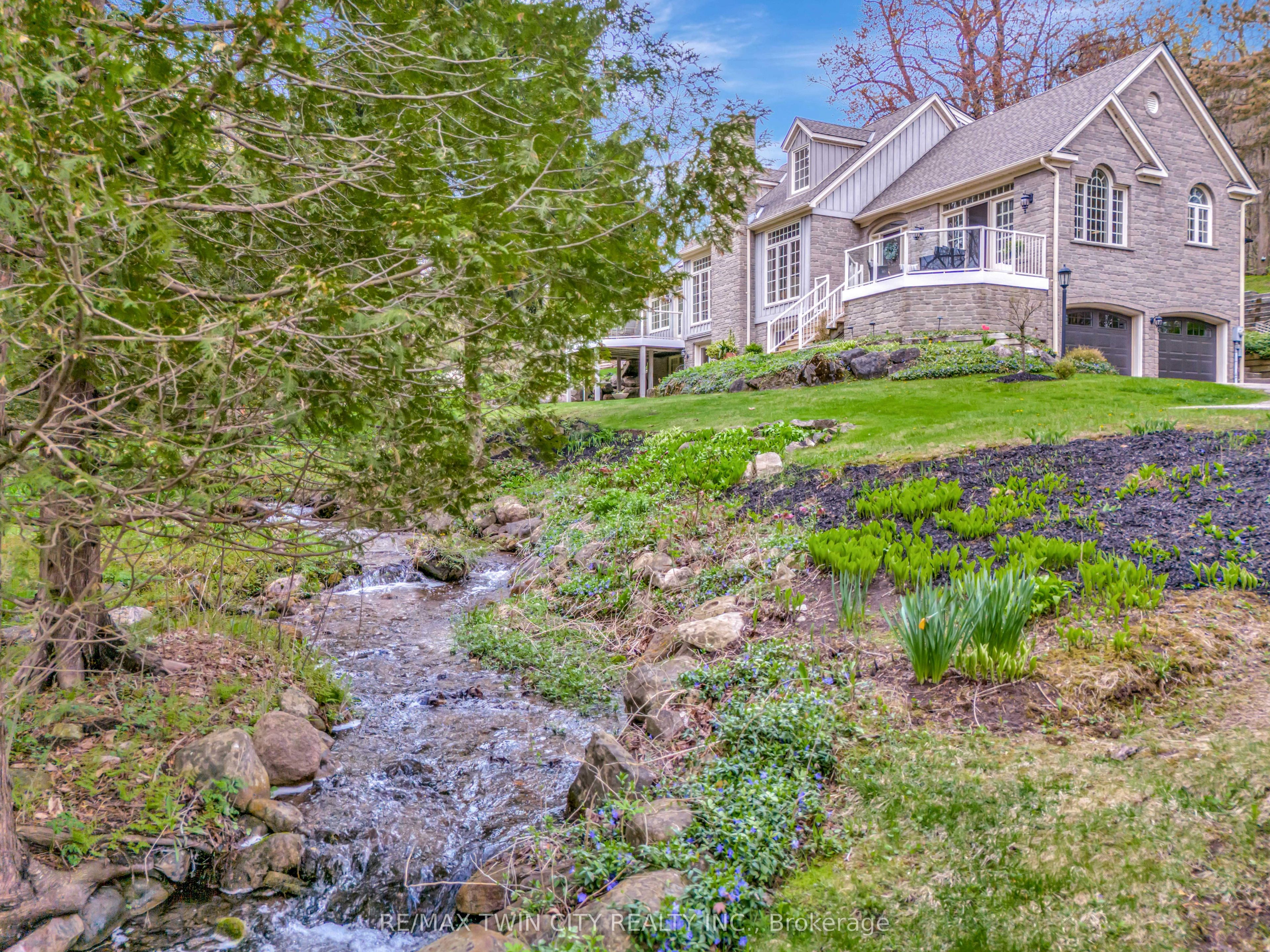 1298 WEST RIVER Road