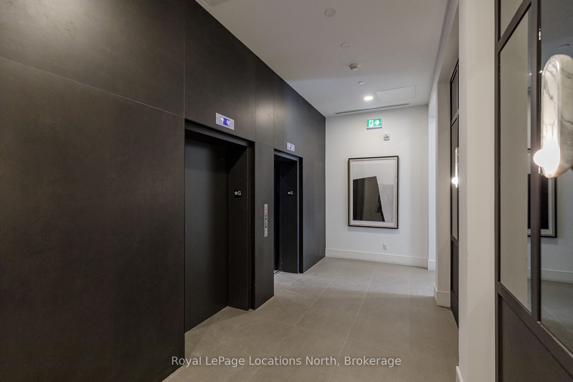 31 HURON Street 203