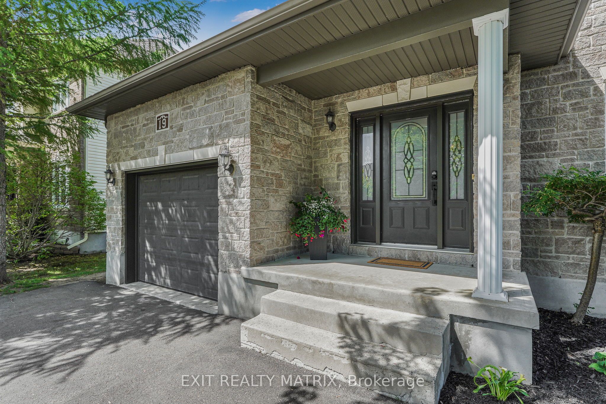 19 South Indian Drive