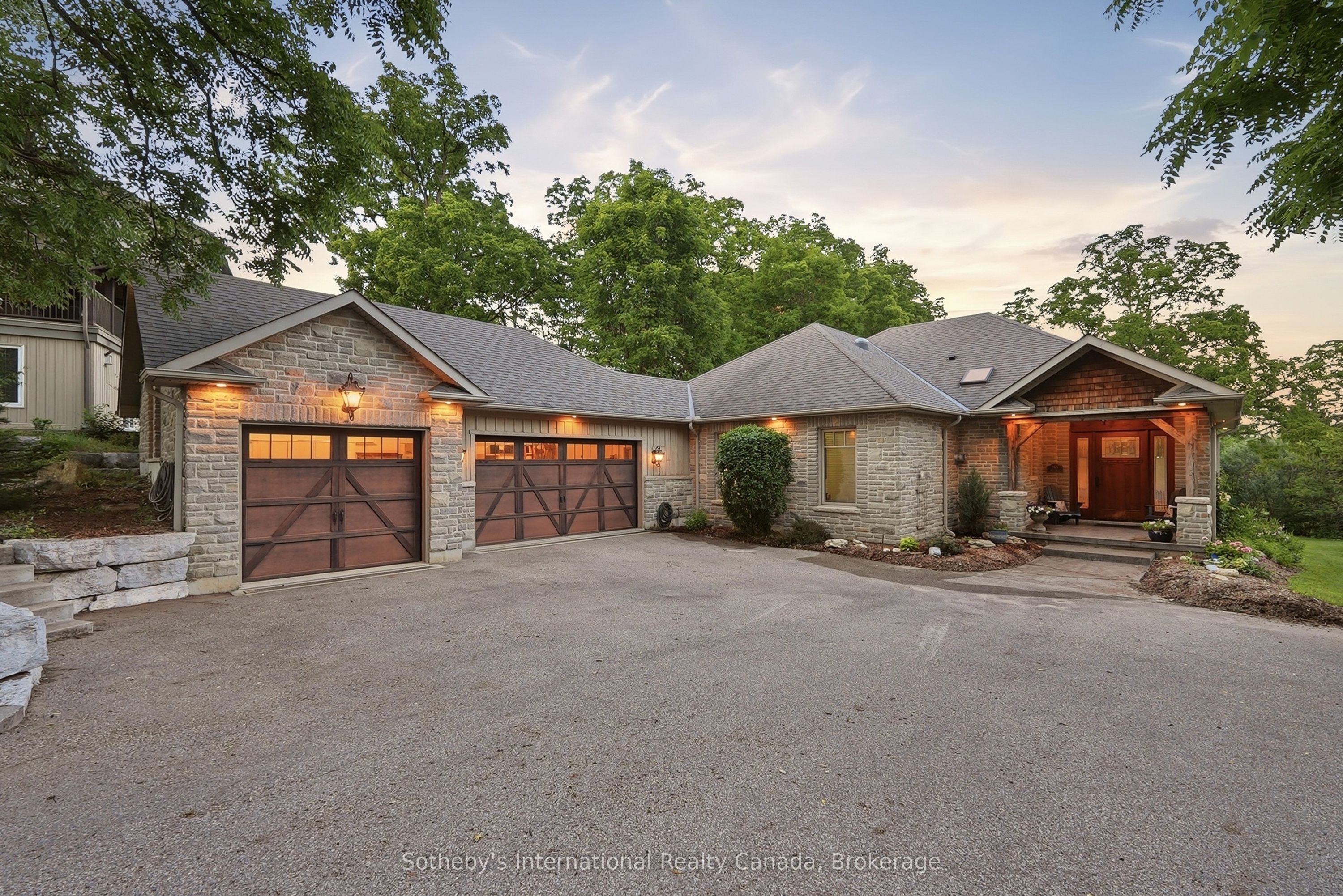 265 West River Road