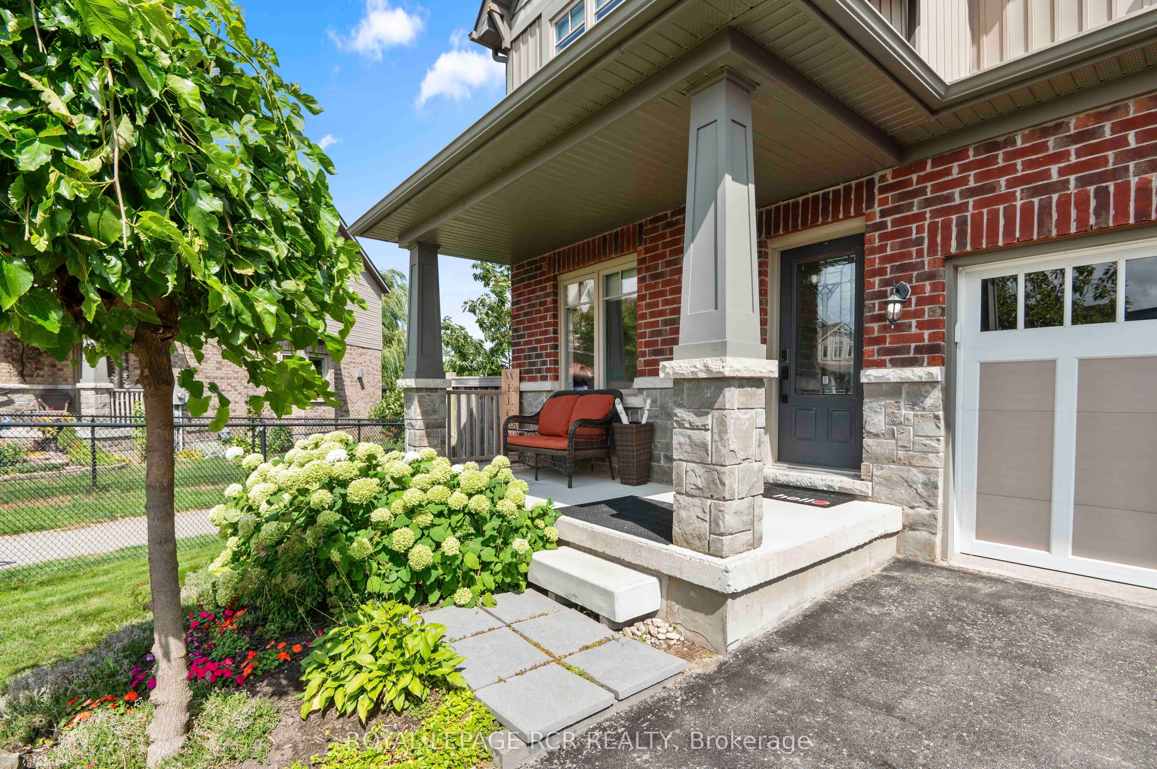 46 Hutchison Court