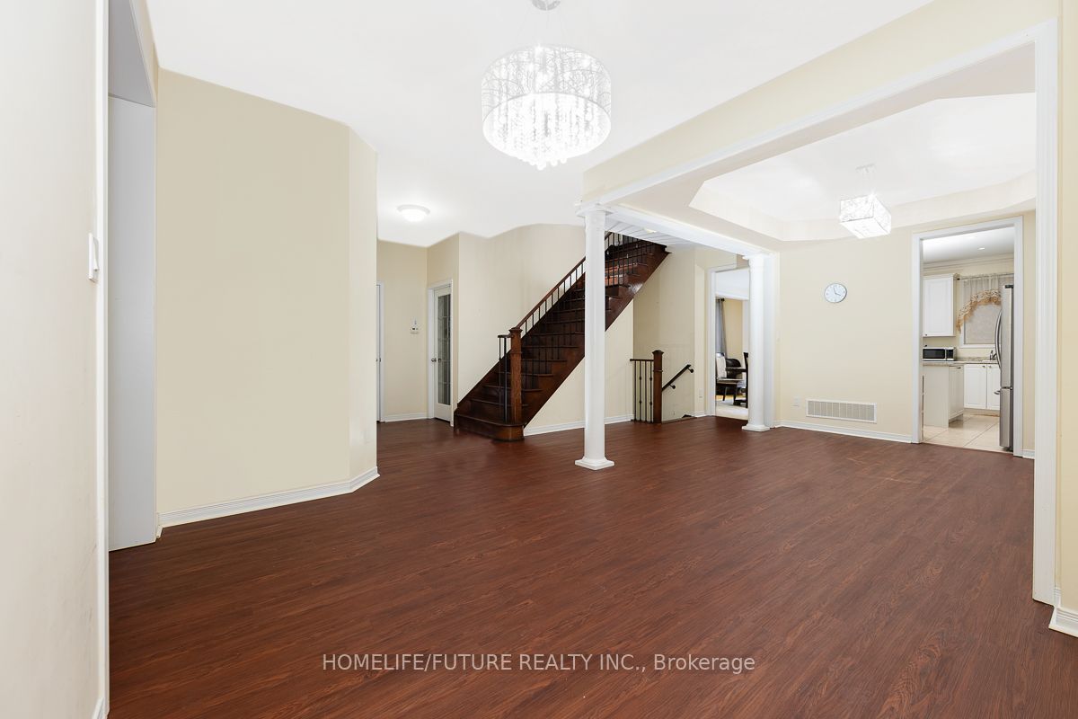 18 Stockell Crescent