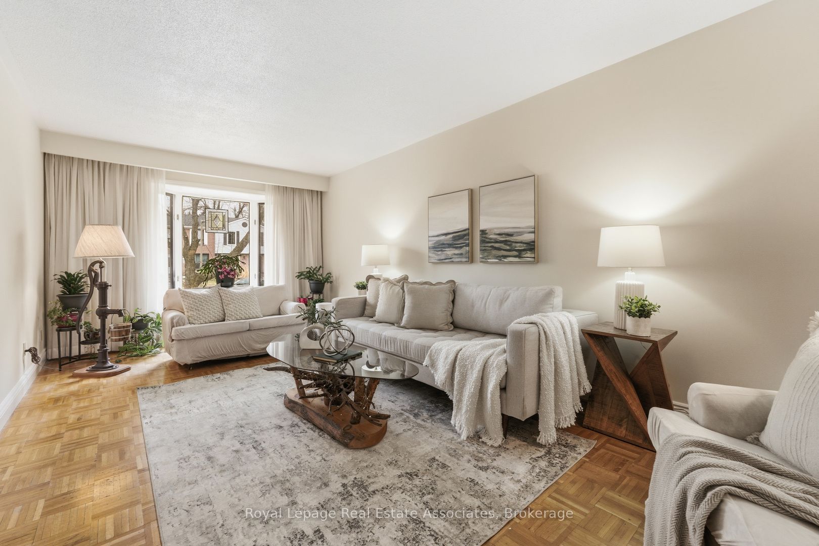 3244 Mainsail Crescent