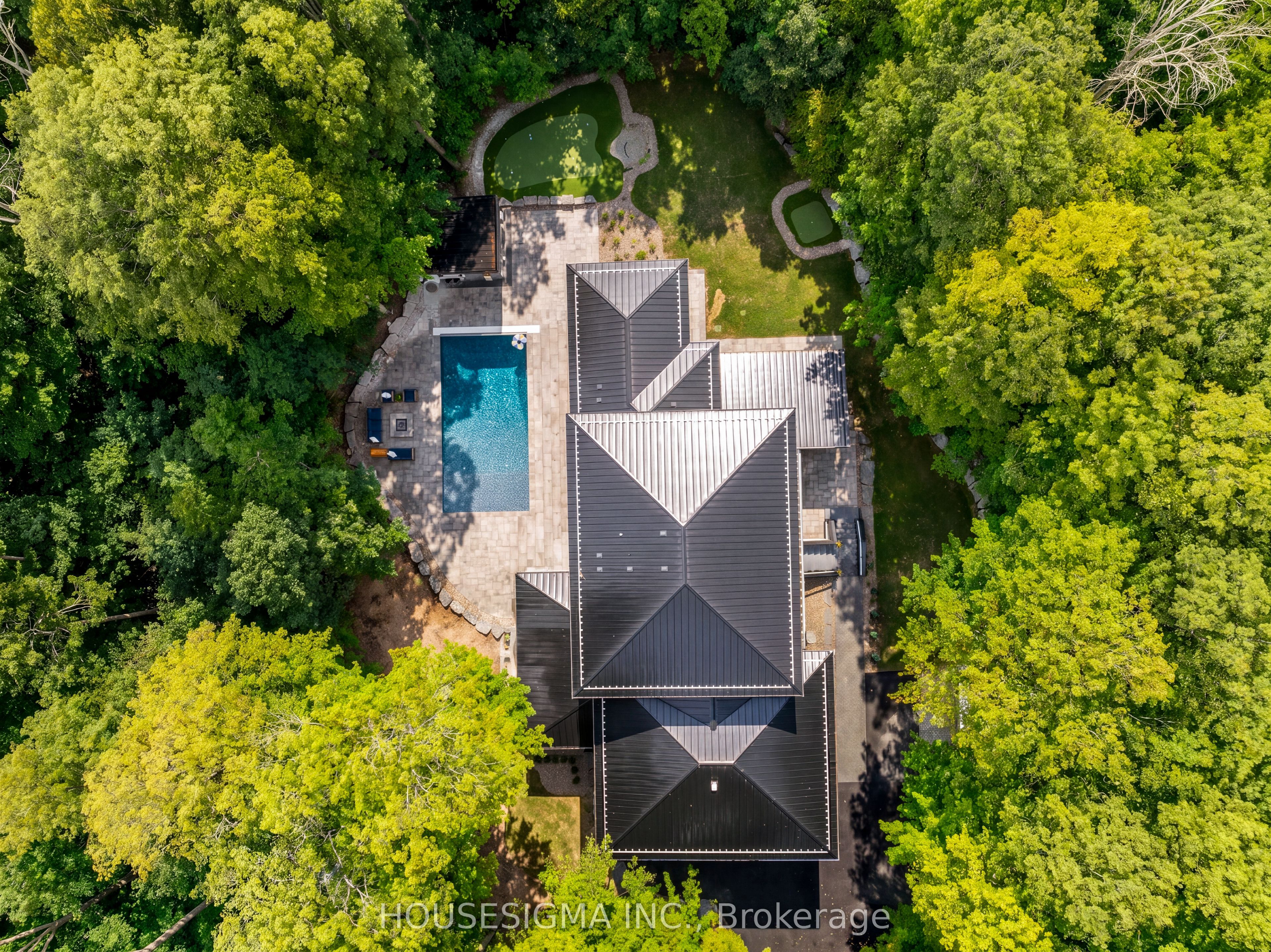 7 Maple Meadow Court
