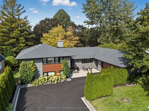 48 Royal Road Aurora ON L4G 1A9