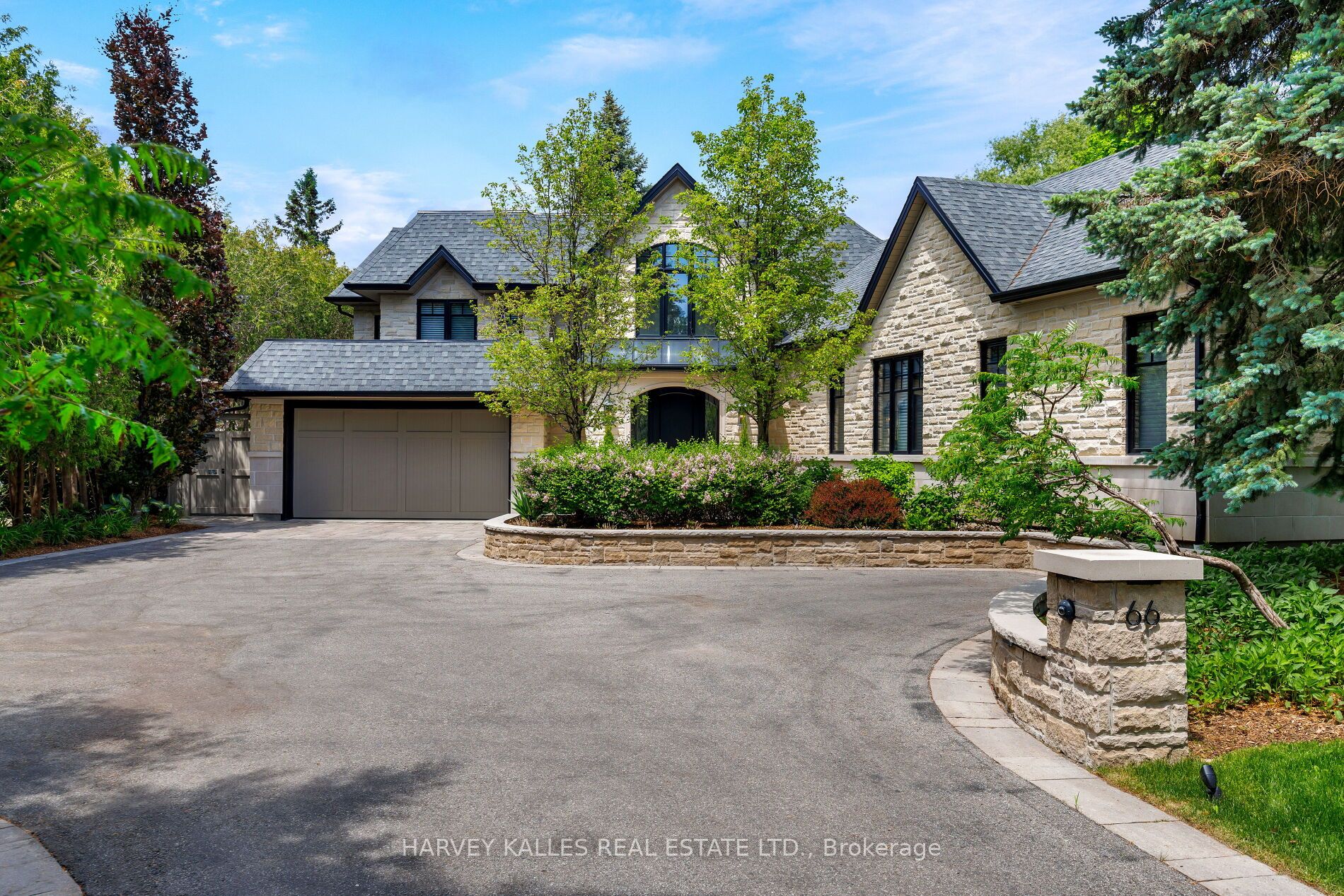66 Thorncrest Road