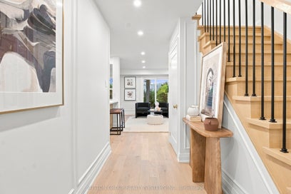 1951 Rathburn Road E 26 Mississauga ON L4W 2N9