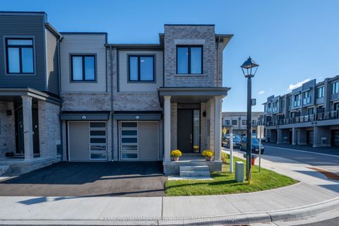 62 Sorbara Way Whitby ON L1M 0M4