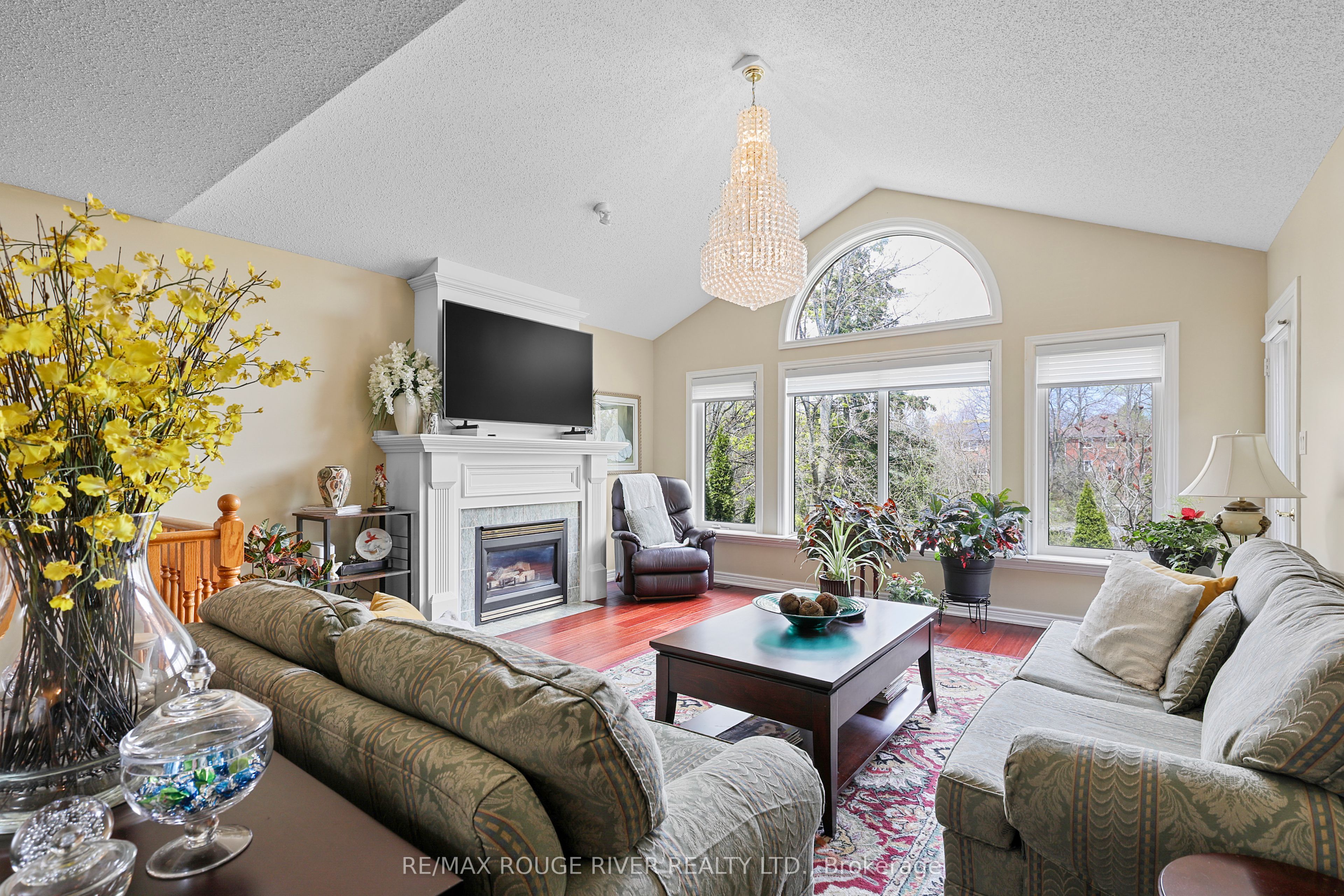 38 Worthington Drive