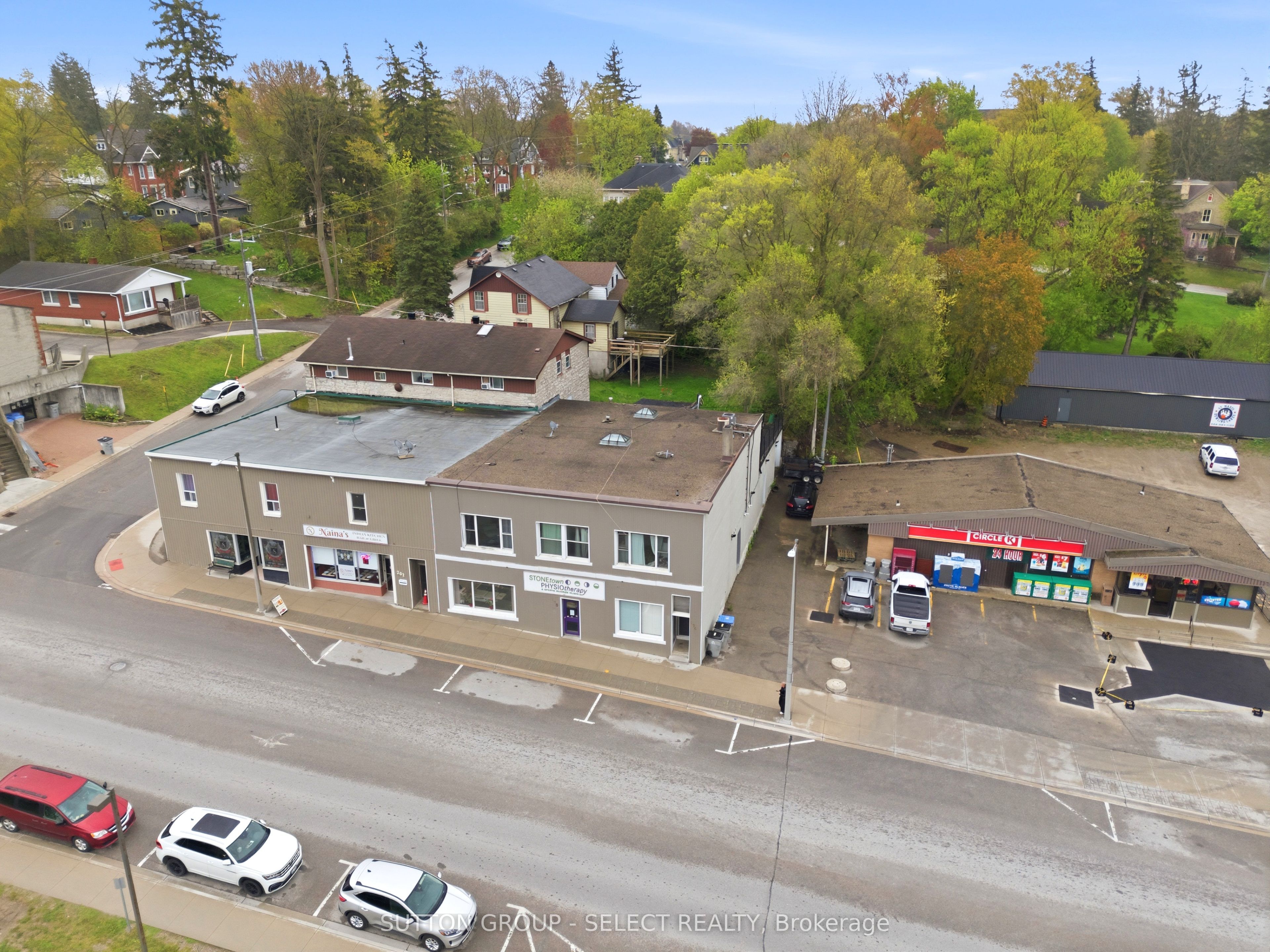 196-198 Queen Street E