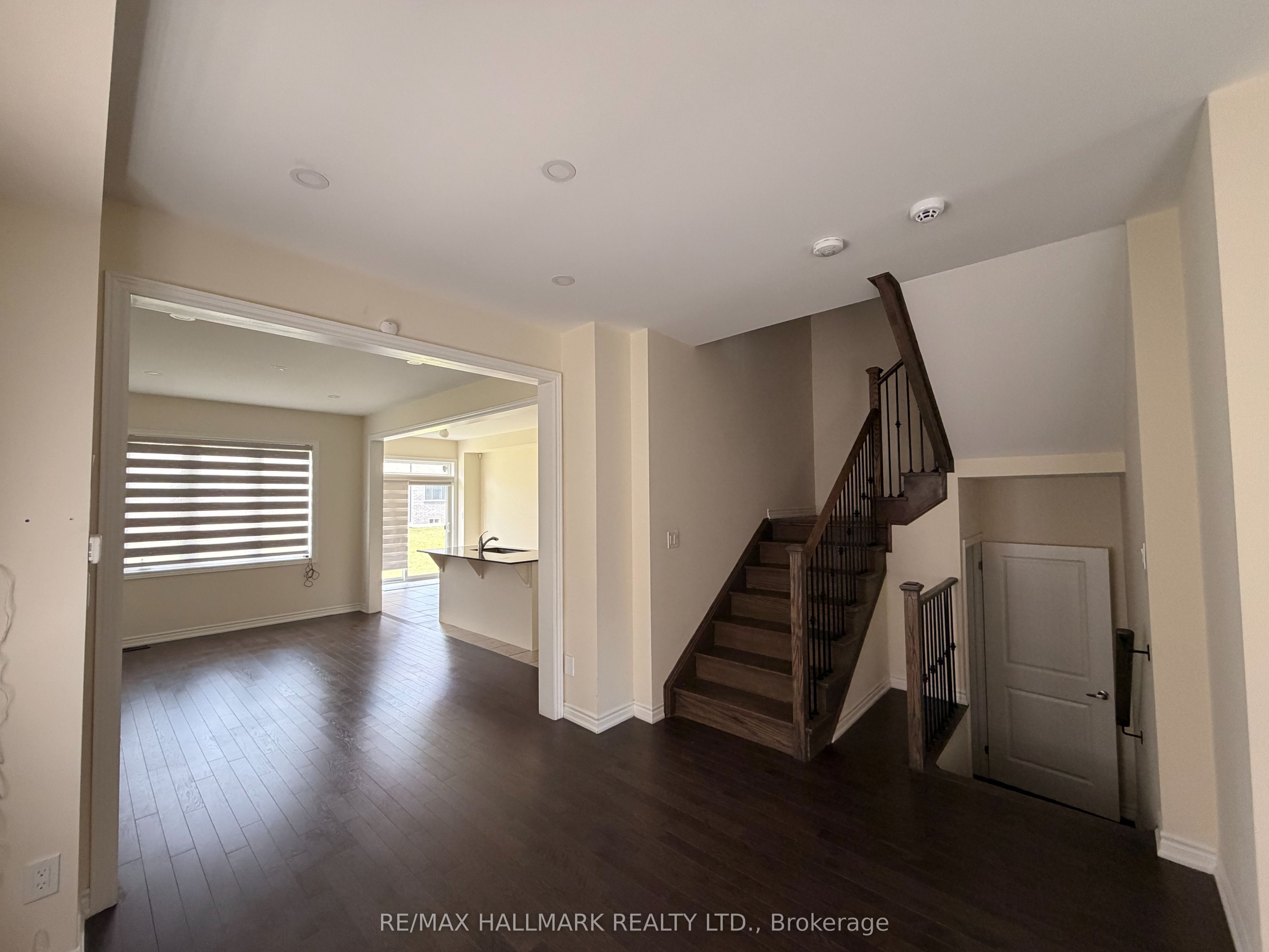 20 Bertram Gate