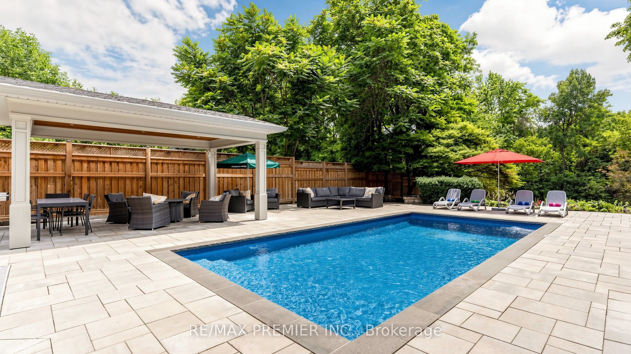 2064 Dickson Road
