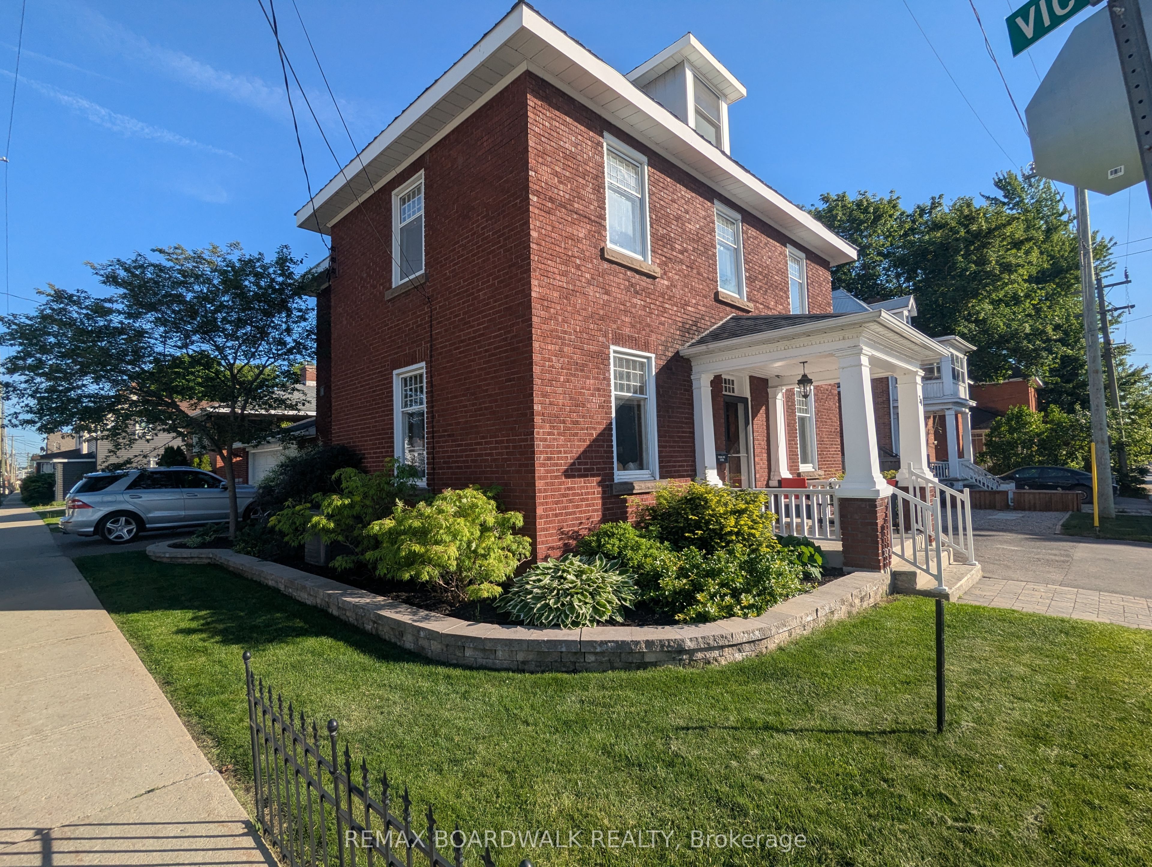 30 EMILY Street