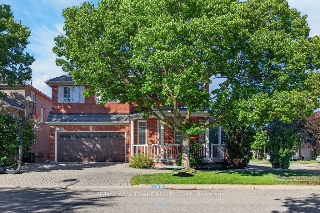 2201 Lapsley Crescent
