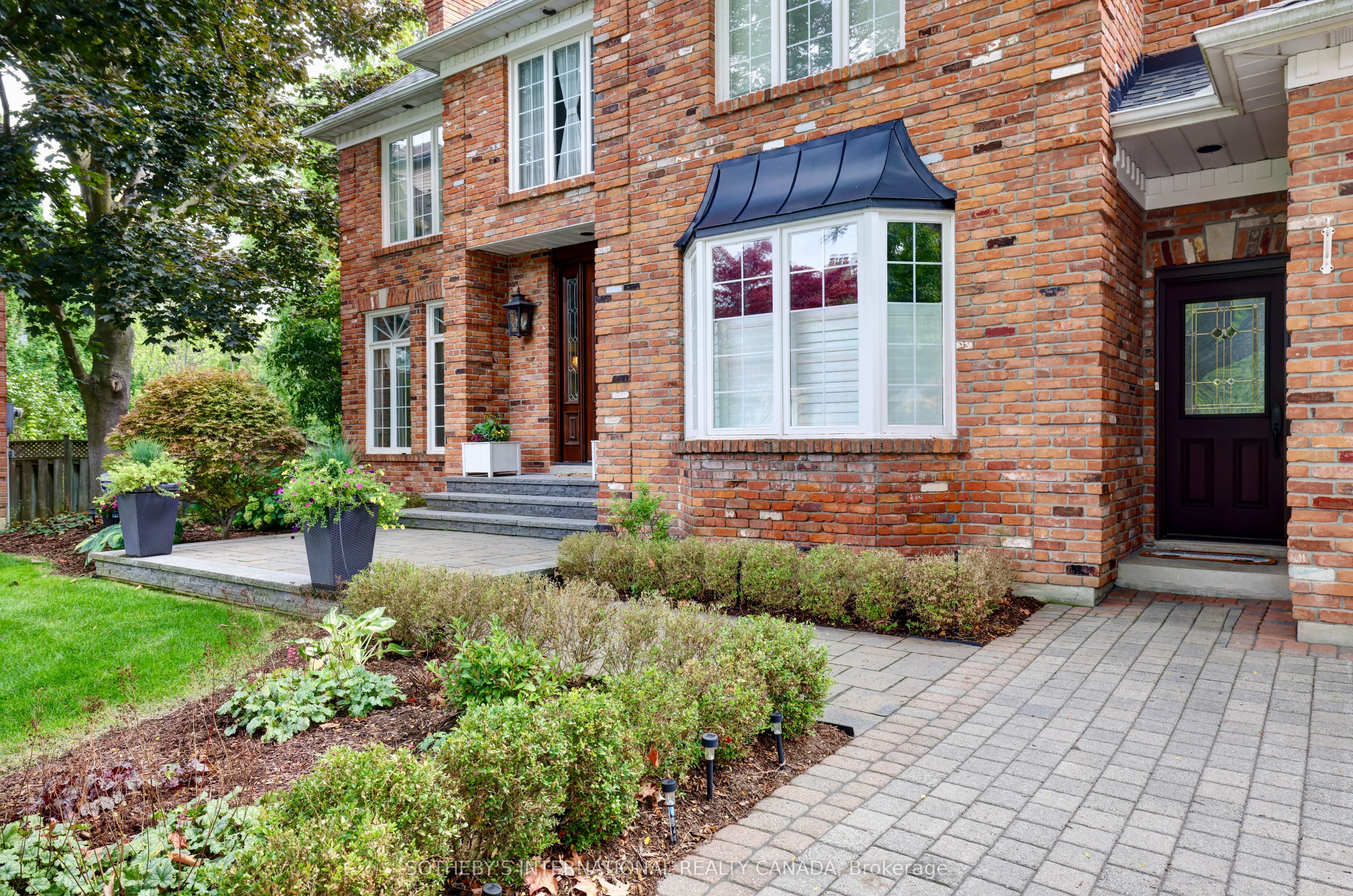 1379 Meadow Green Court