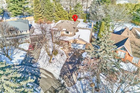 1007 Tiffany Circle Oshawa ON L1G 7S1