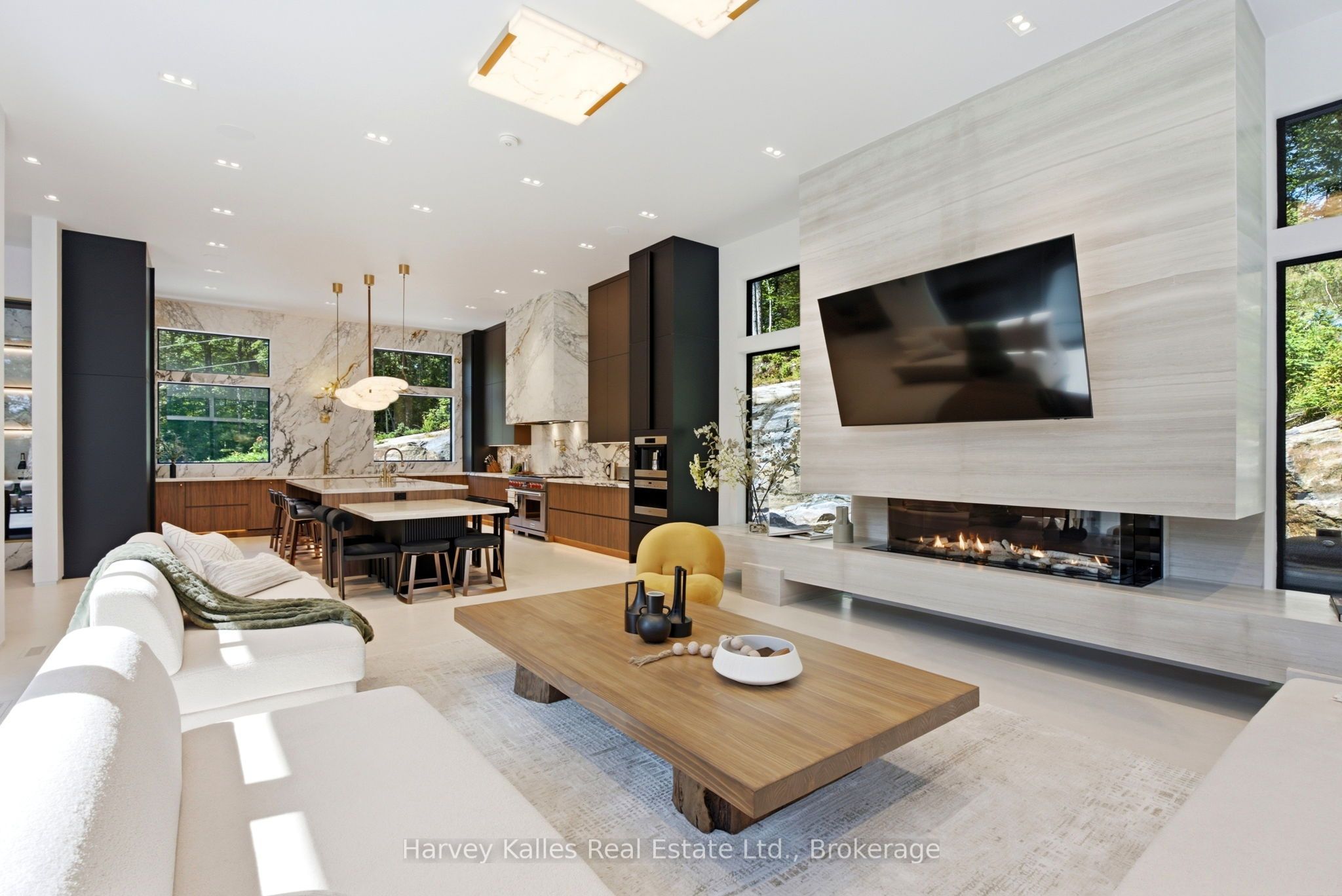 1013 Halls Road 2