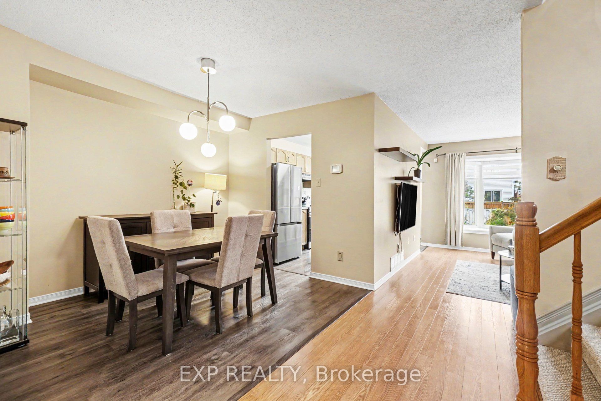11 Longshire Circle