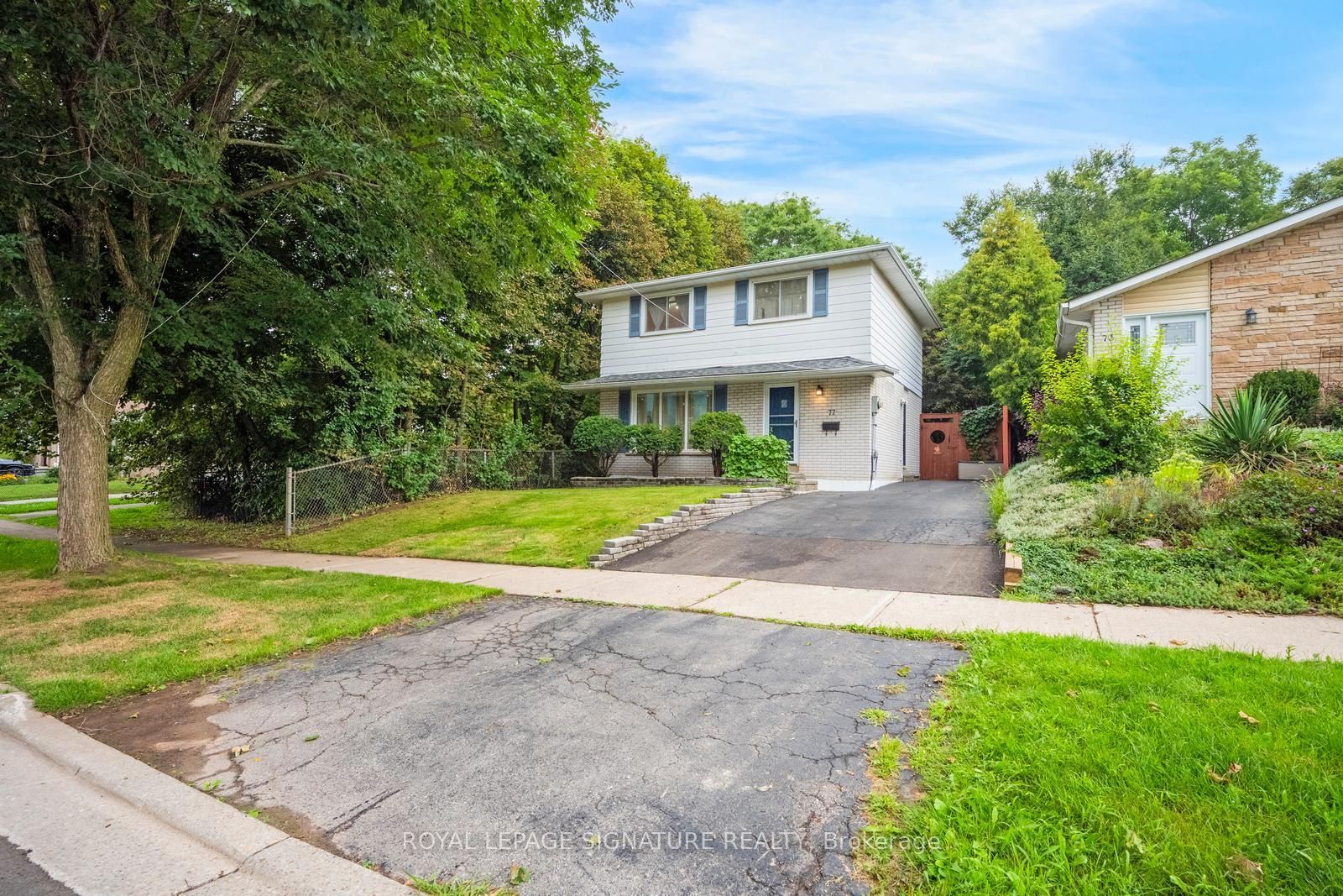 77 McCraney Street W