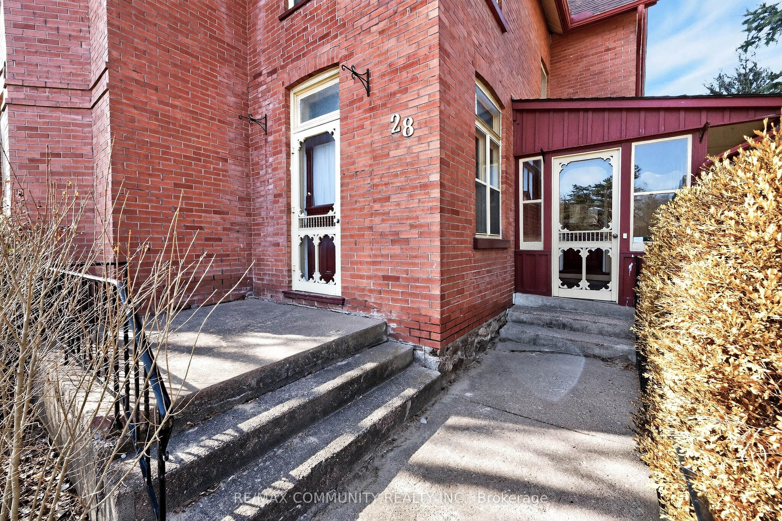 28 Queen Street