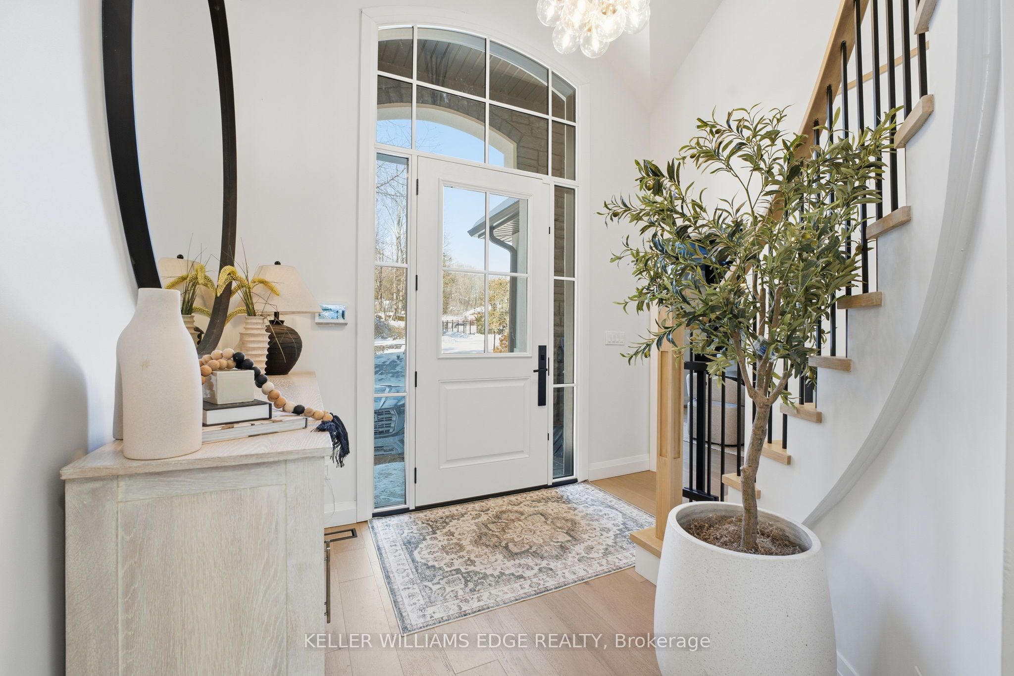 1316 Dundas Street