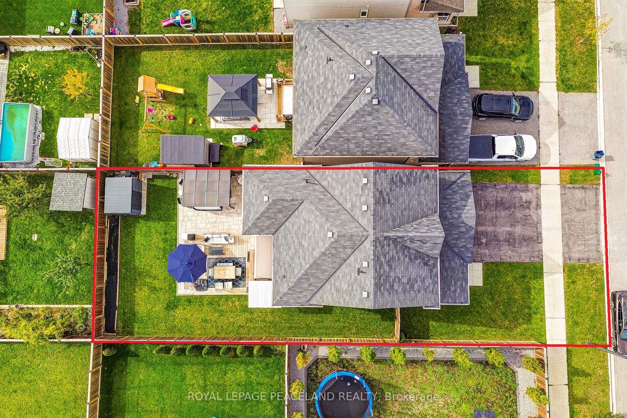 21 Don Hadden Crescent