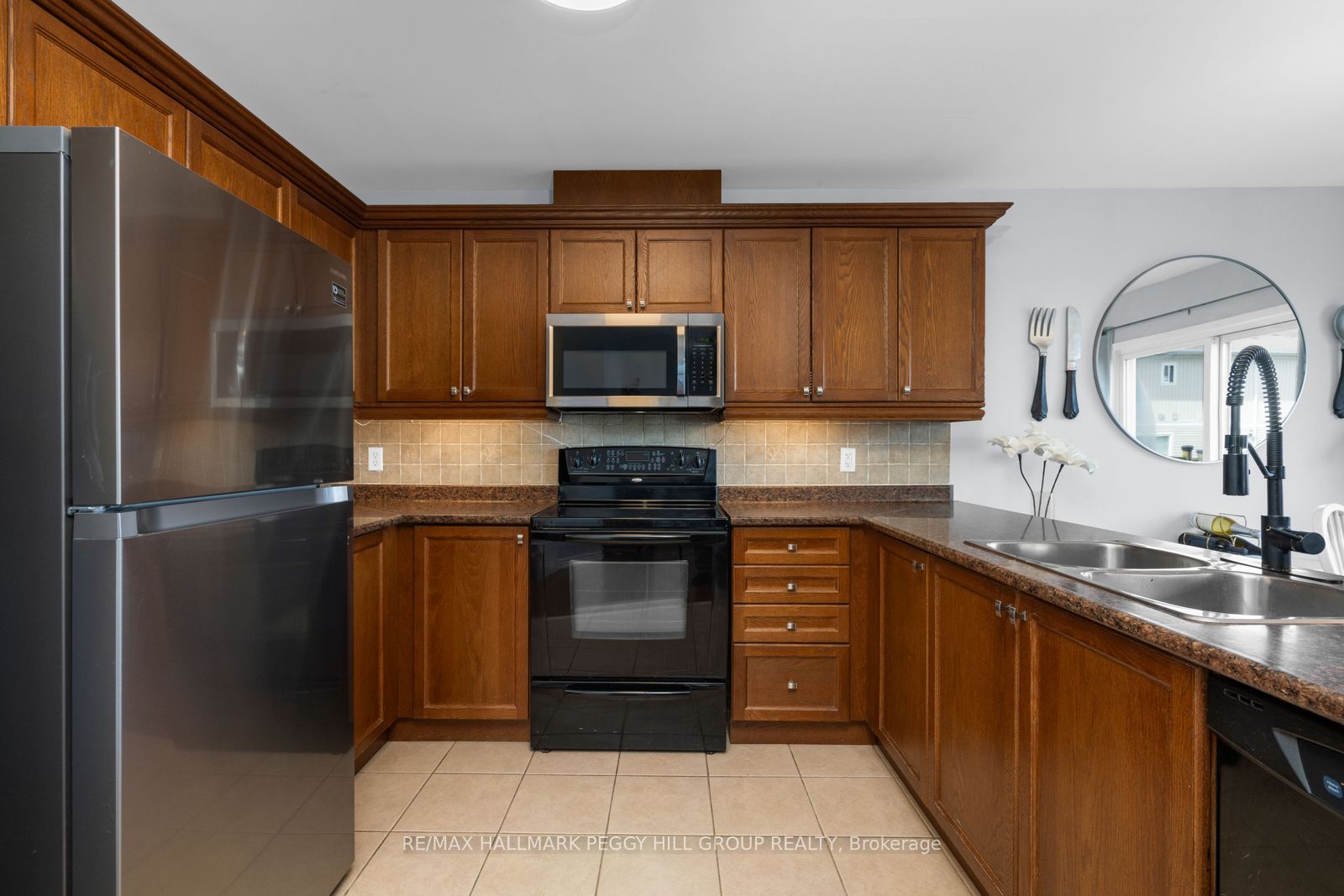 800 West Ridge Boulevard 11