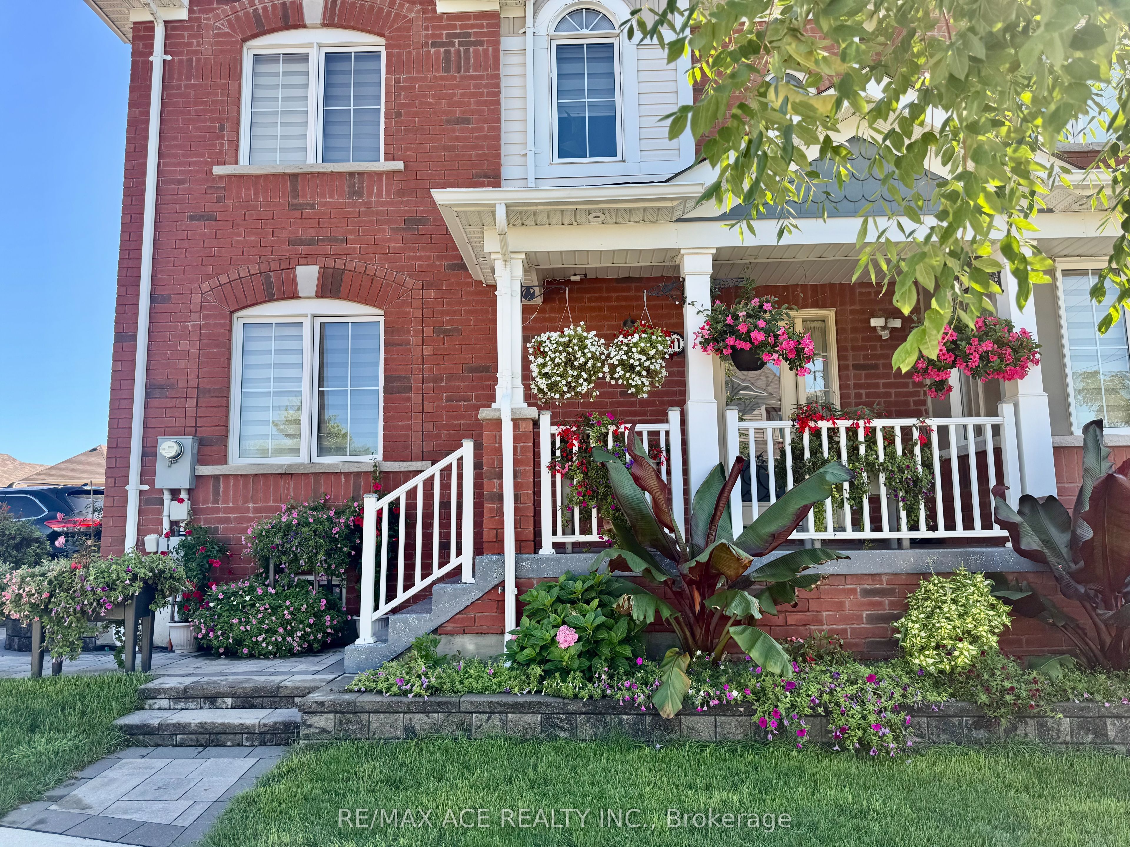 1011 Cameo Street