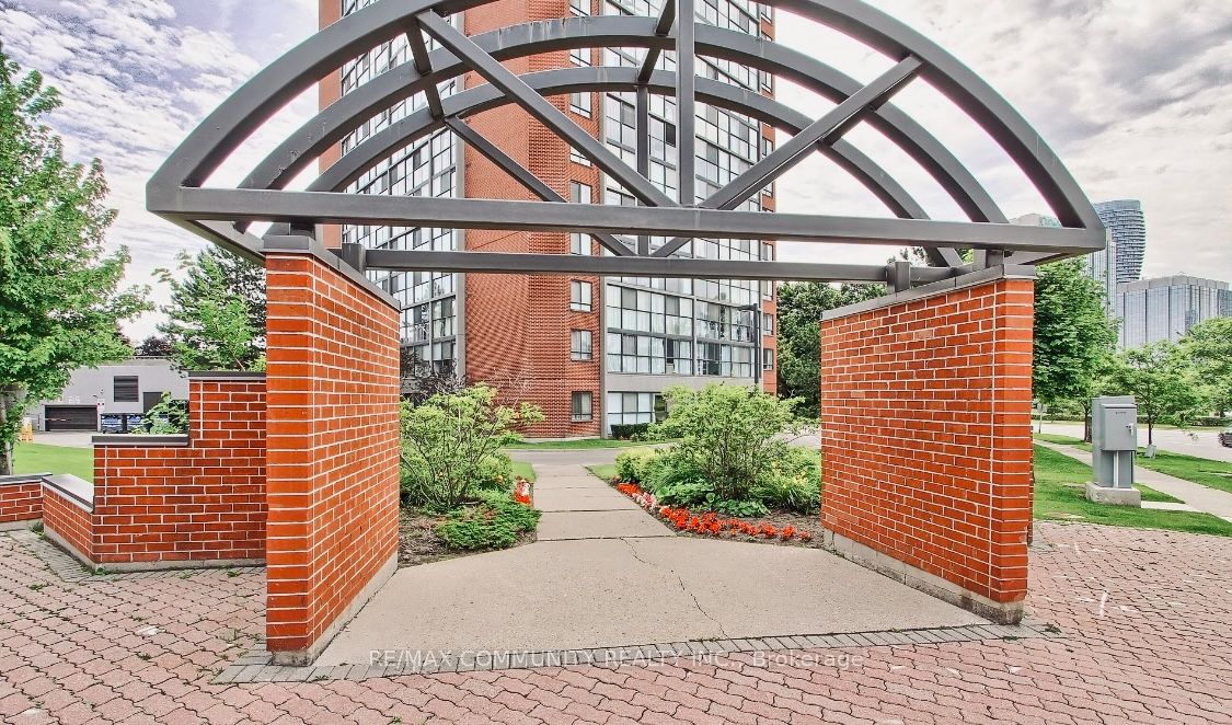 4185 Shipp Drive 2213