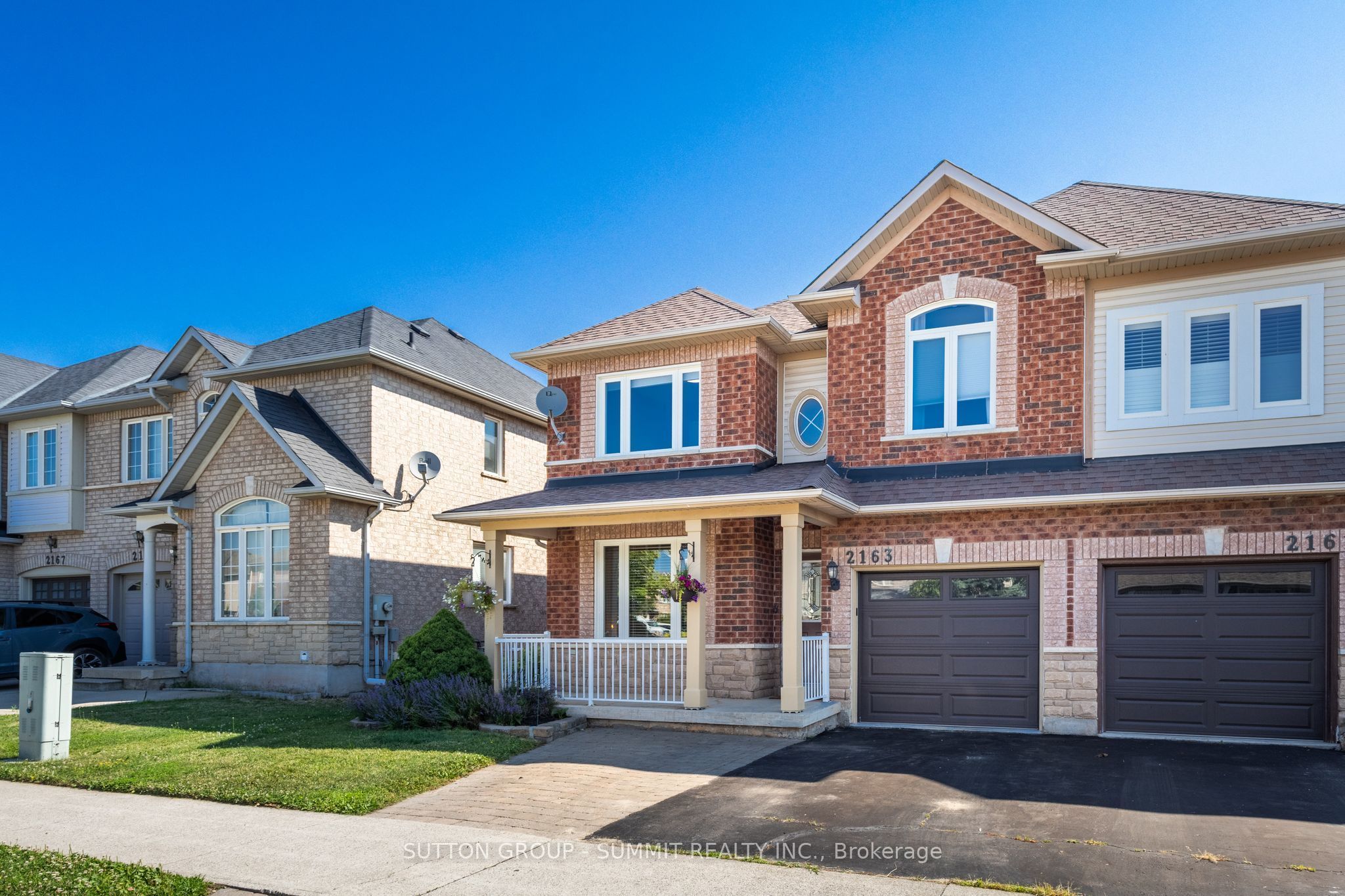 2163 SUTTON Drive